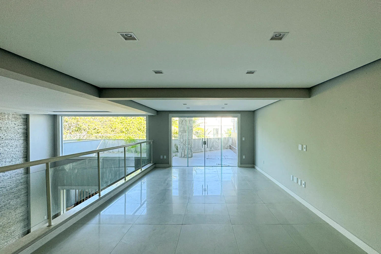 Casa com 5 Suítes e Sótão na Barra da Tijuca