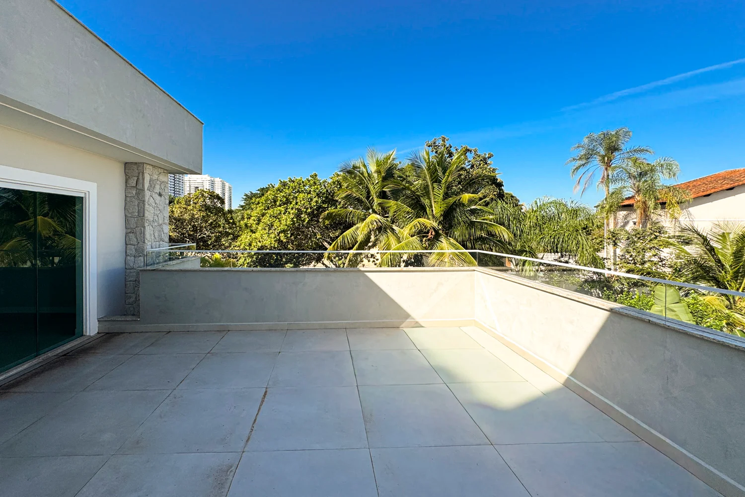 Casa com 5 Suítes e Sótão na Barra da Tijuca