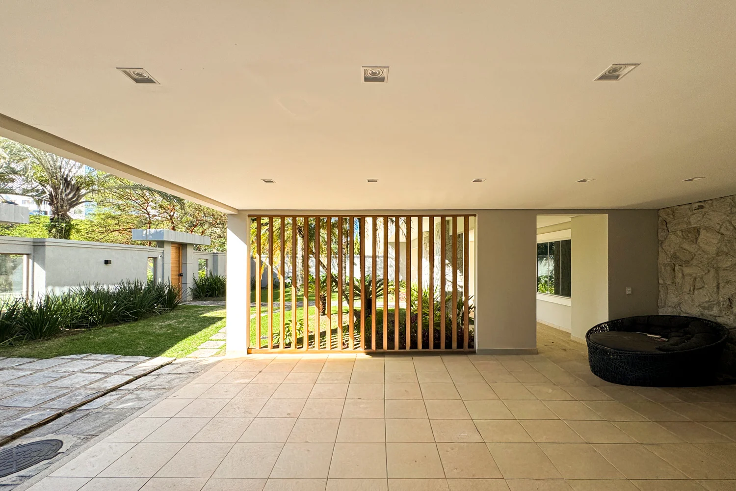 Casa com 5 Suítes e Sótão na Barra da Tijuca