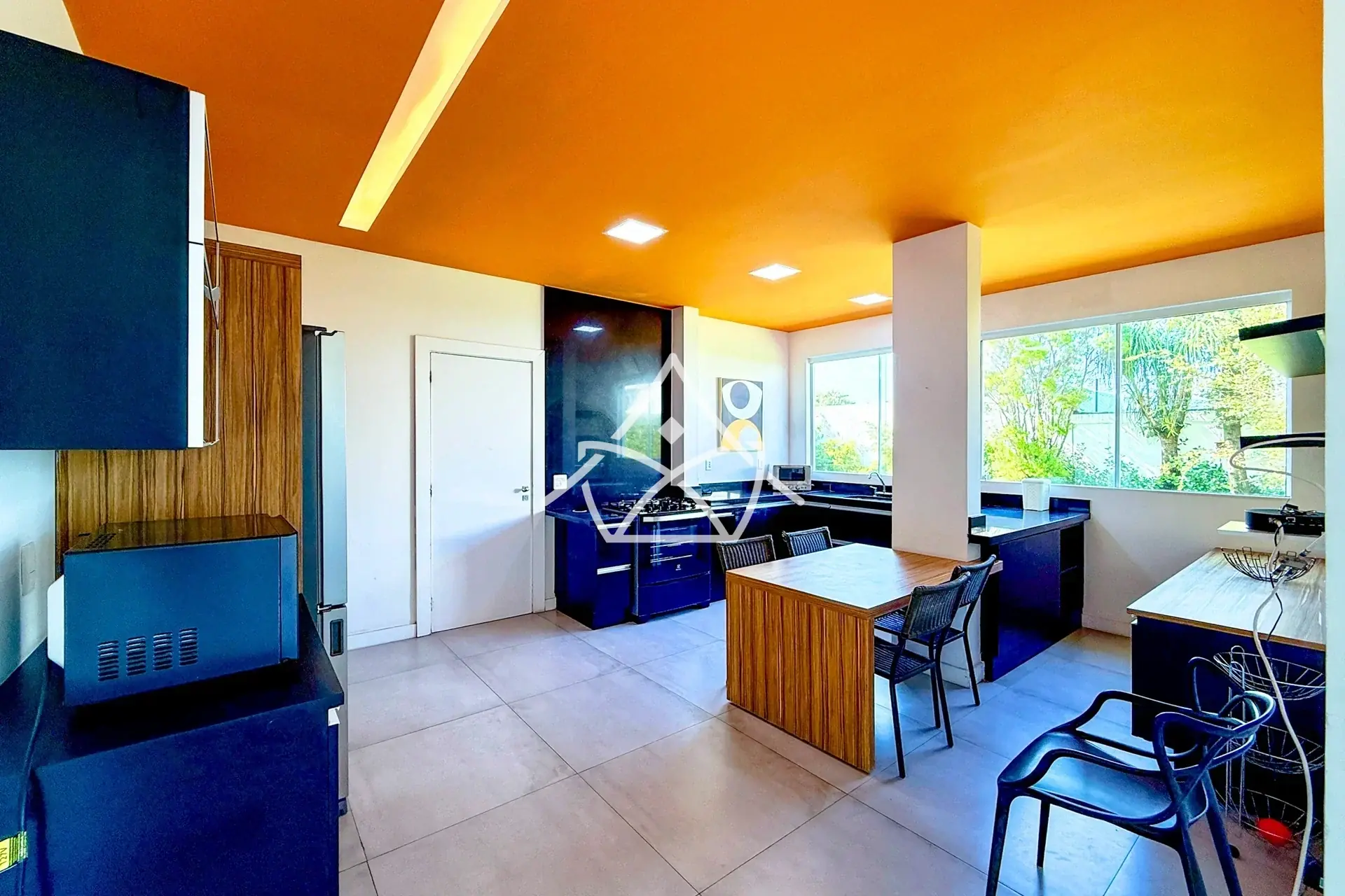 Casa com Área Gourmet e Forno a Lenha na Barra da Tijuca