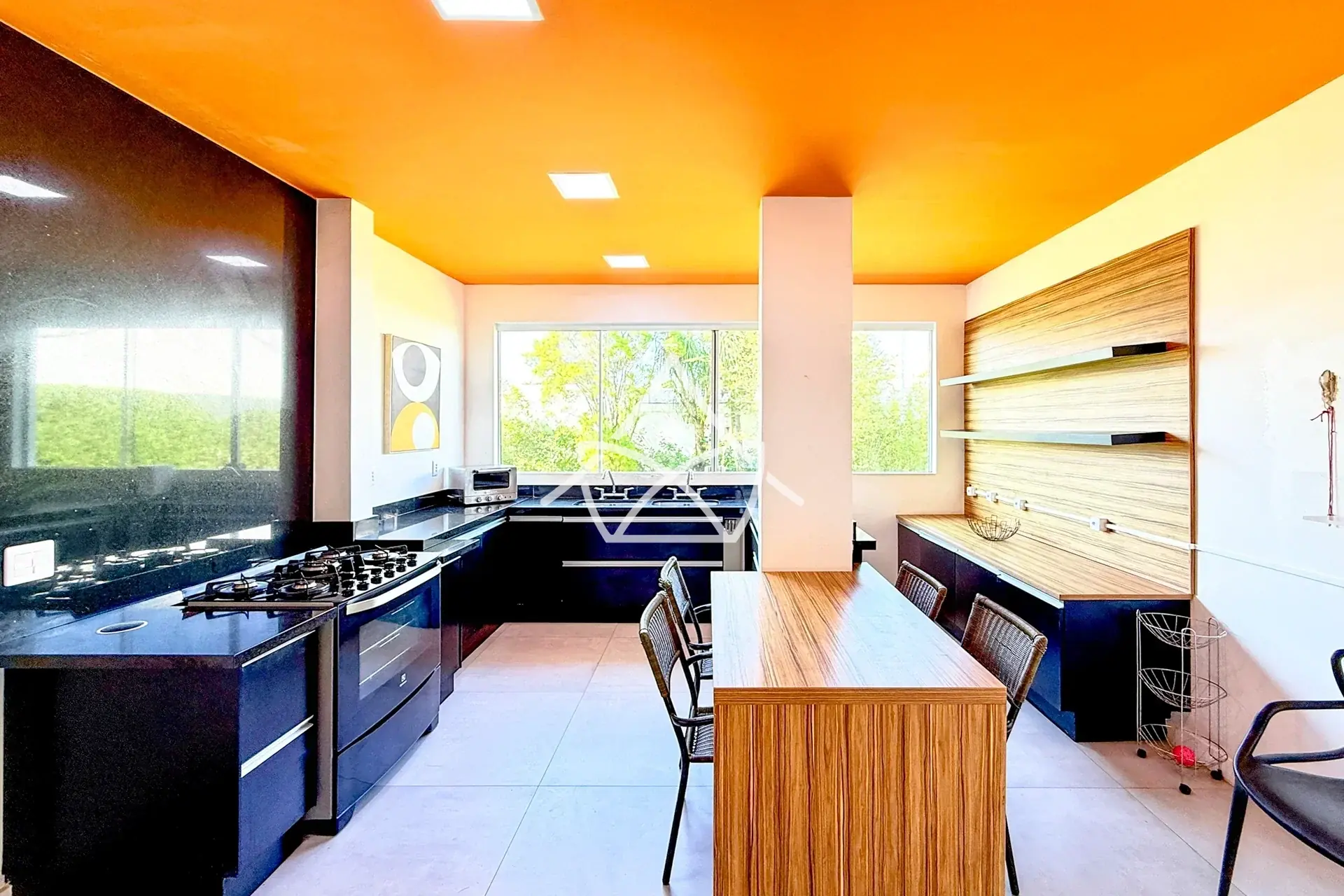Casa com Área Gourmet e Forno a Lenha na Barra da Tijuca