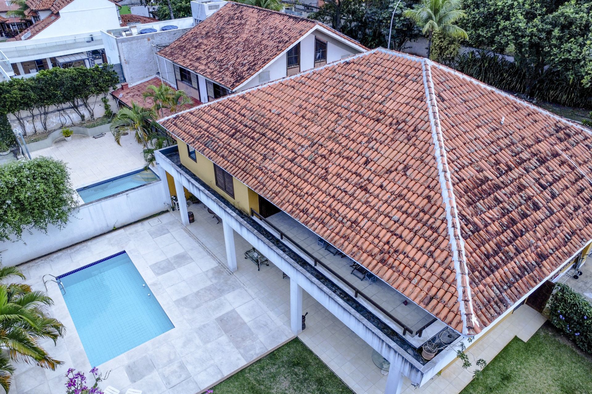 Casa com Quintal Espaçoso na Barra da Tijuca