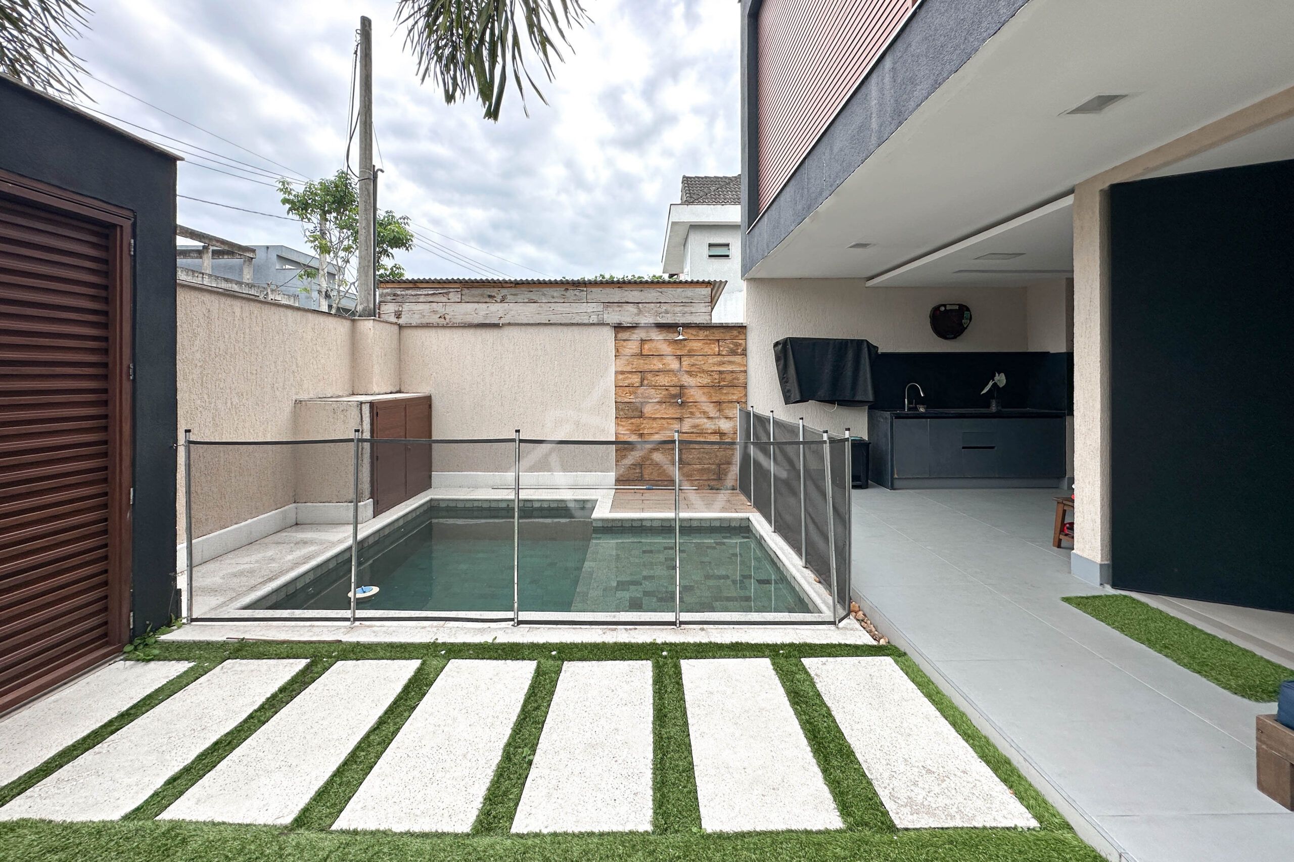 Casa à venda no condomínio Advanced Residence - Royal 4 House