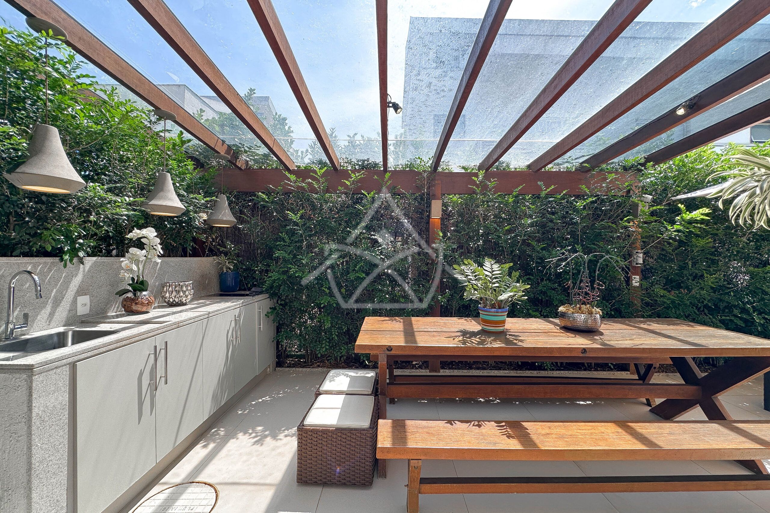 Casa à venda no condomínio Concetto Bianco, no Recreio dos Bandeirantes - Royal 4 House