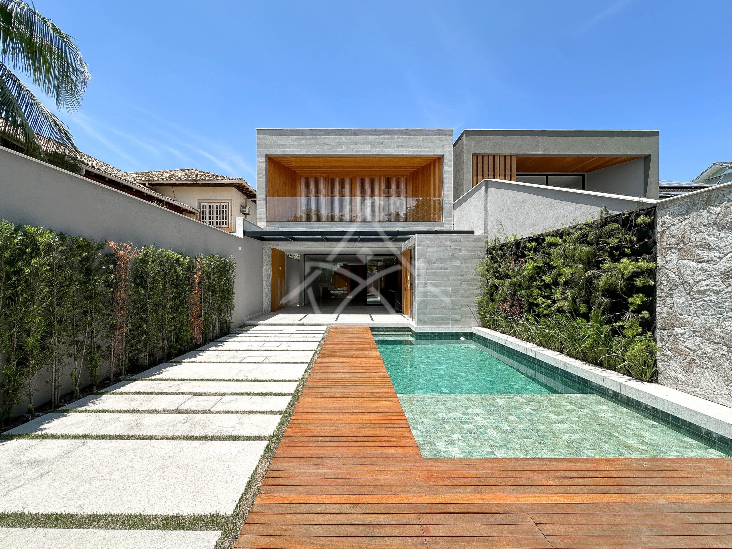 Casa à venda no condomínio Rio Mar, na Barra da Tijuca - Royal 4 House