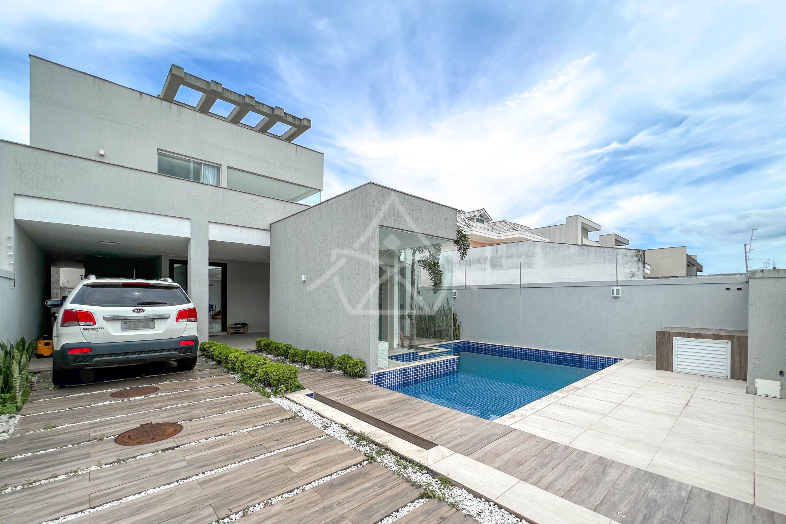 Casa à venda no condomínio Parque das Palmeiras, no Recreio dos Bandeirantes - Royal 4 House