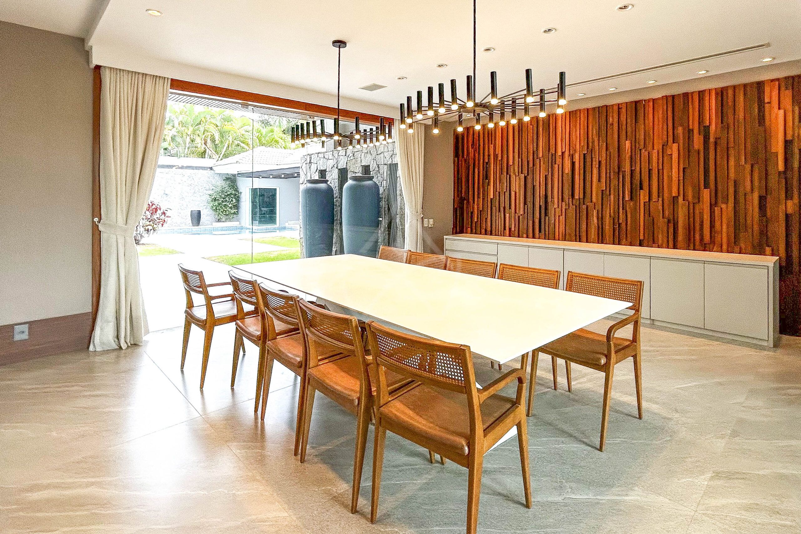 Casa à venda no condomínio Santa Mônica Jardins, na Barra da Tijuca - Royal 4 House