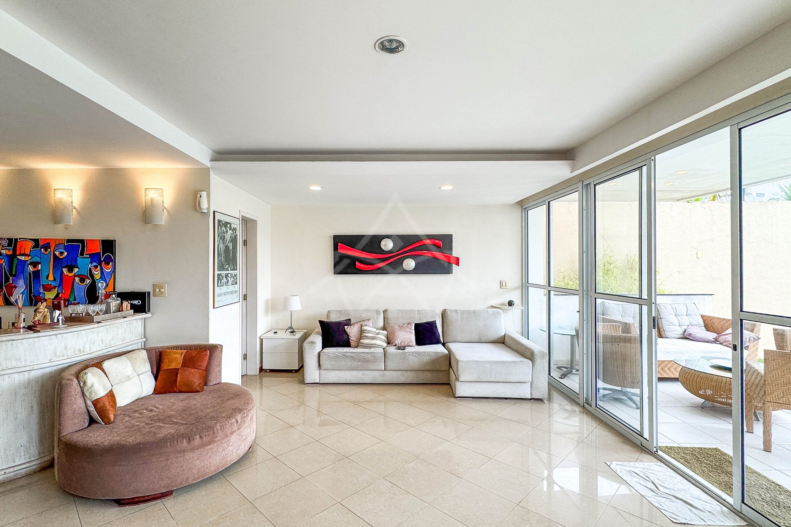 Casa à venda no condomínio Novo Leblon, na Barra da Tijuca - Royal 4 House