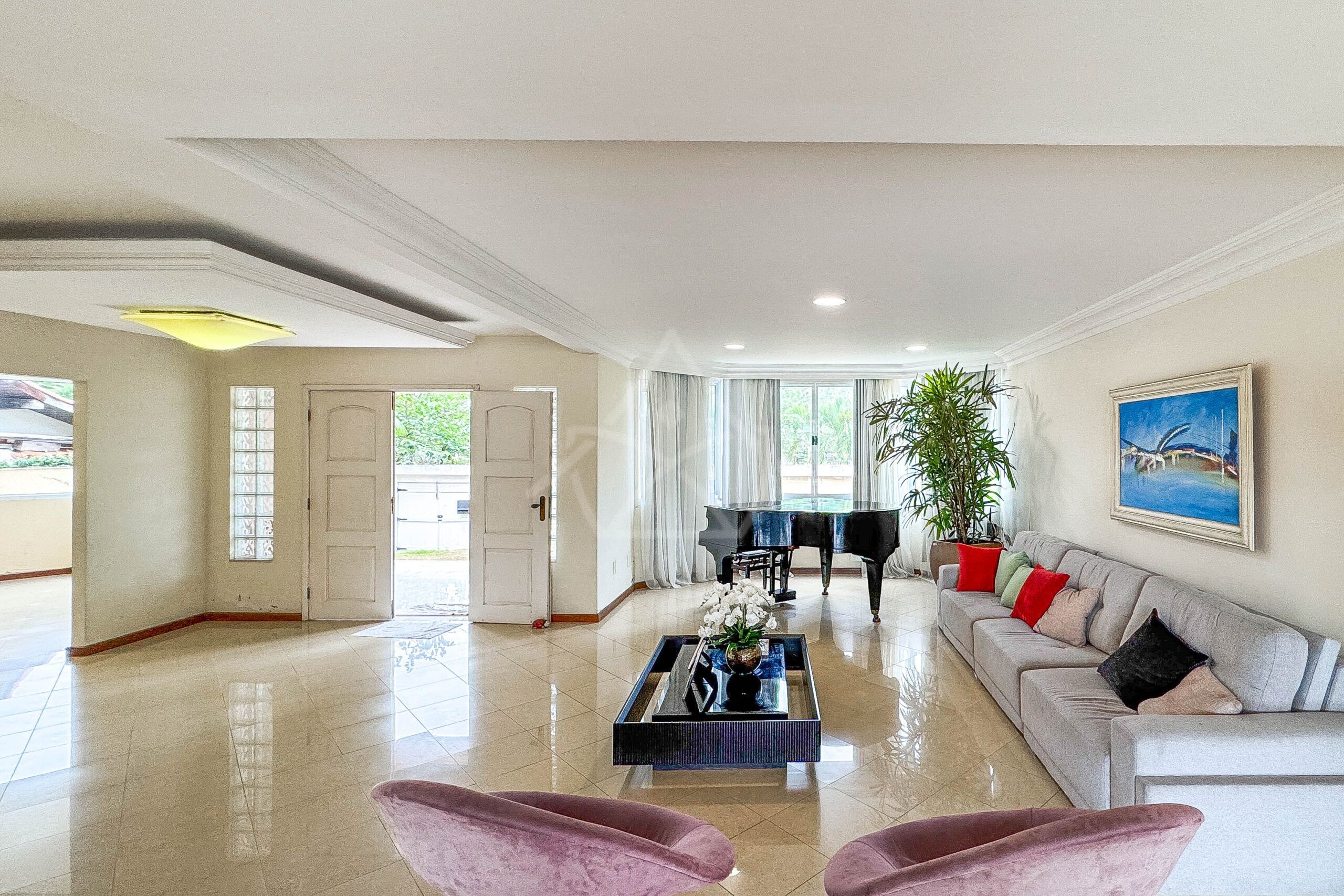 Casa à venda no condomínio Novo Leblon, na Barra da Tijuca - Royal 4 House