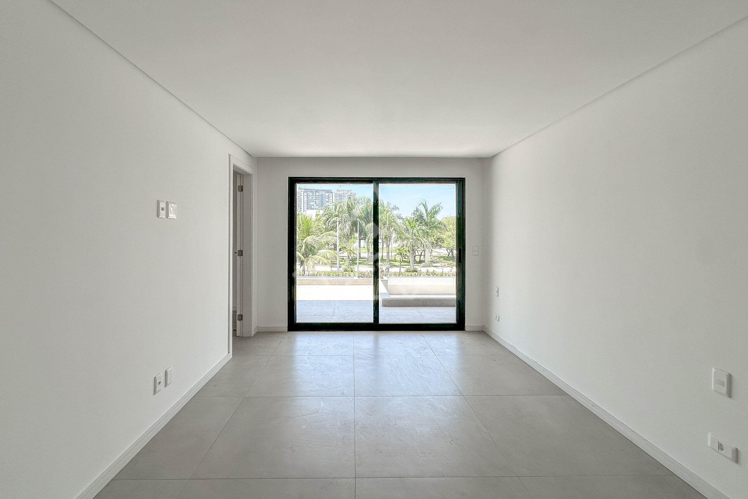 Casa à venda no condomínio Art Life, no Recreio dos Bandeirantes - Royal 4 House