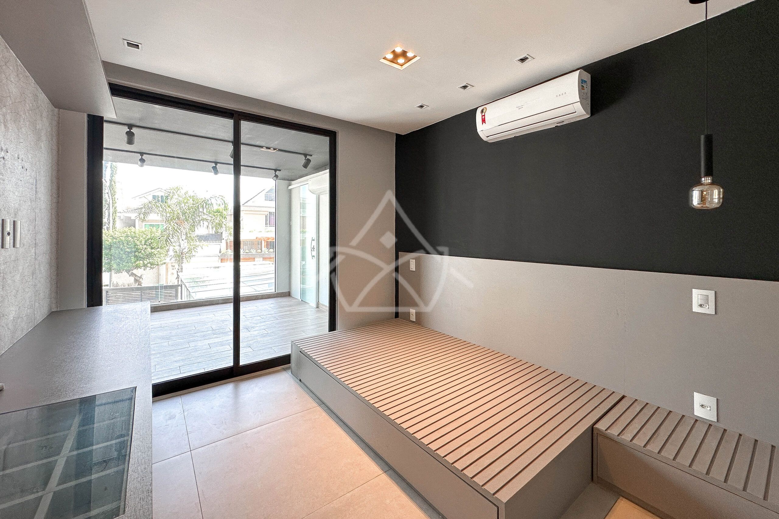 Casa à venda no condomínio Riviera Del Sol, no Recreio dos Bandeirantes - Royal 4 House