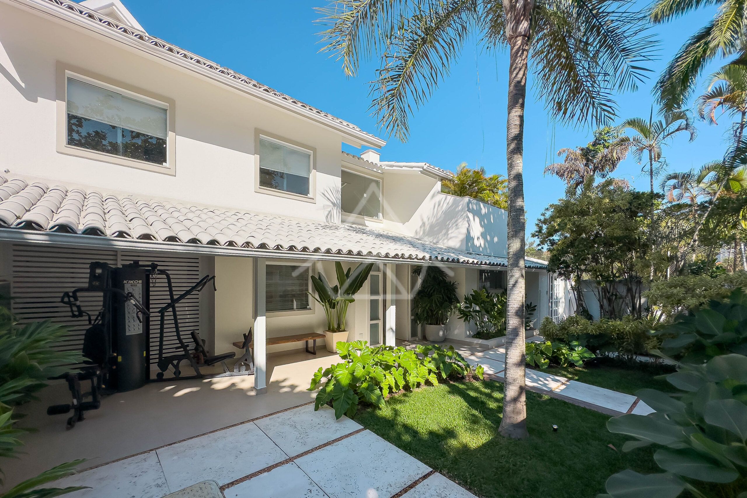Casa à venda no condomínio Santa Mônica Sul, na Barra da Tijuca - Royal 4 House