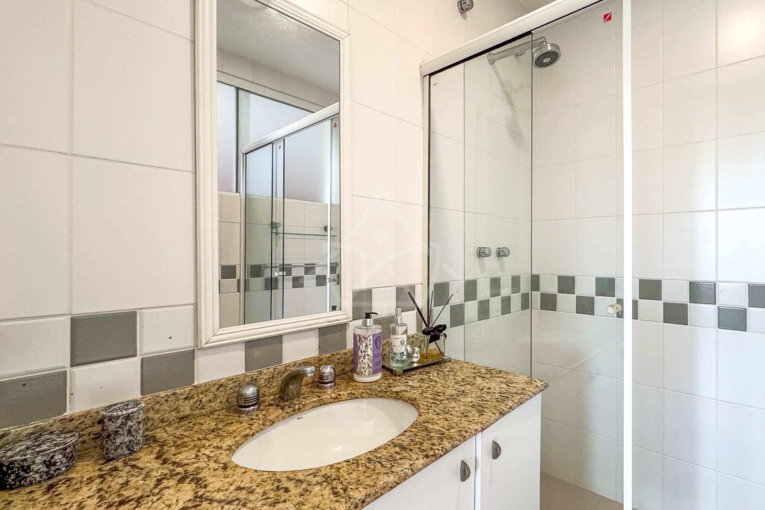 Casa à venda no condomínio Novo Leblon, na Barra da Tijuca - Royal 4 House