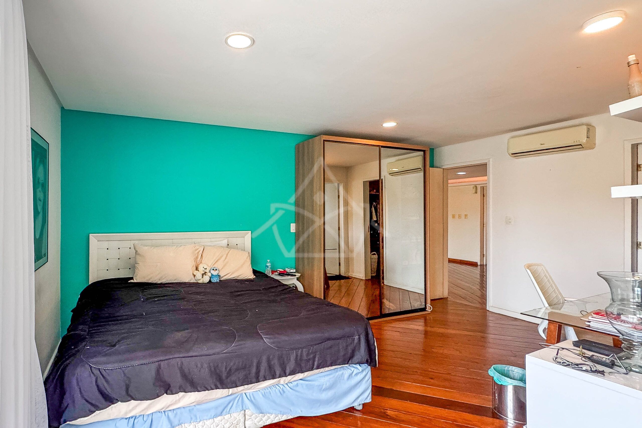 Casa à venda no condomínio Novo Leblon, na Barra da Tijuca - Royal 4 House