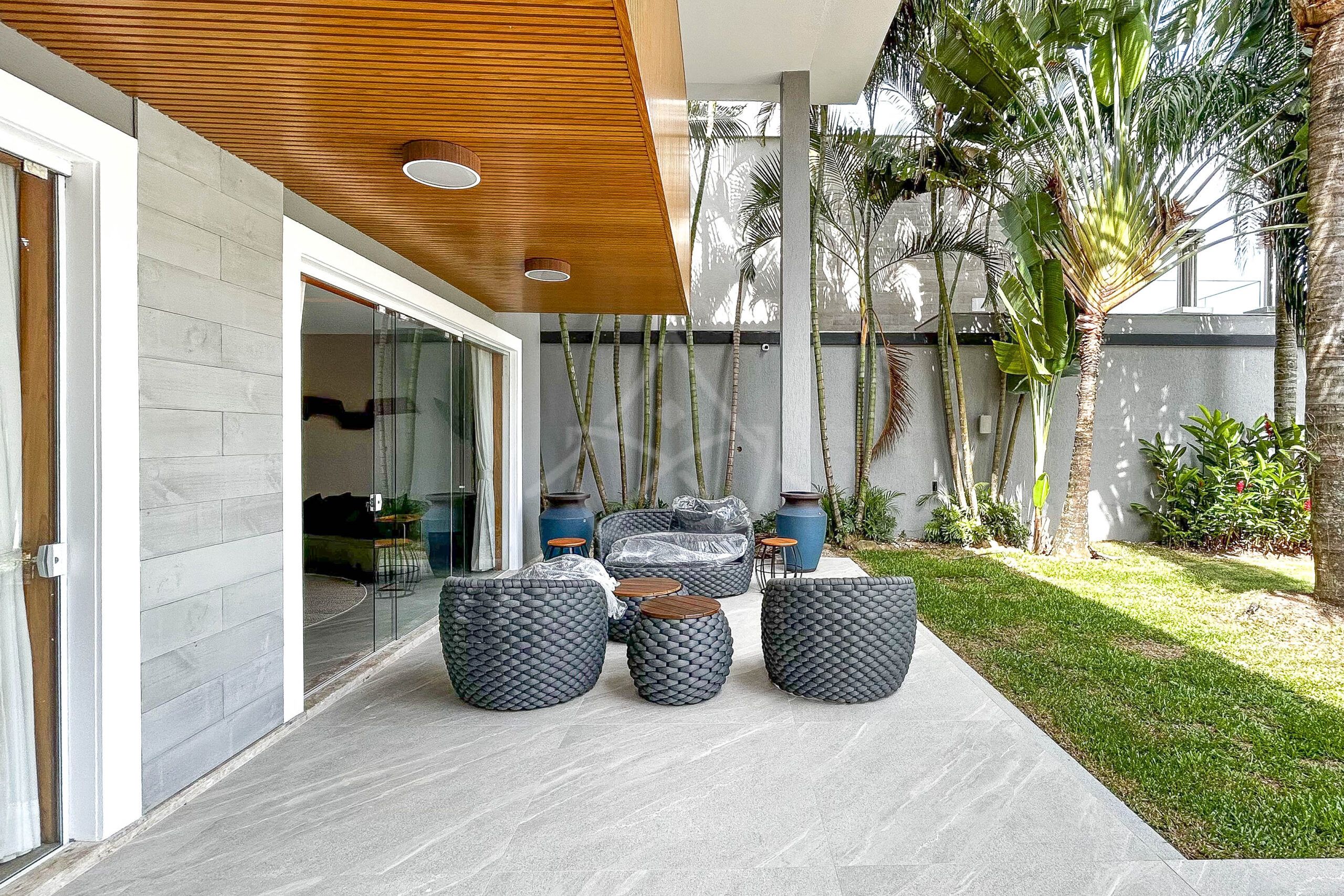 Casa à venda no condomínio Santa Mônica Jardins, na Barra da Tijuca - Royal 4 House