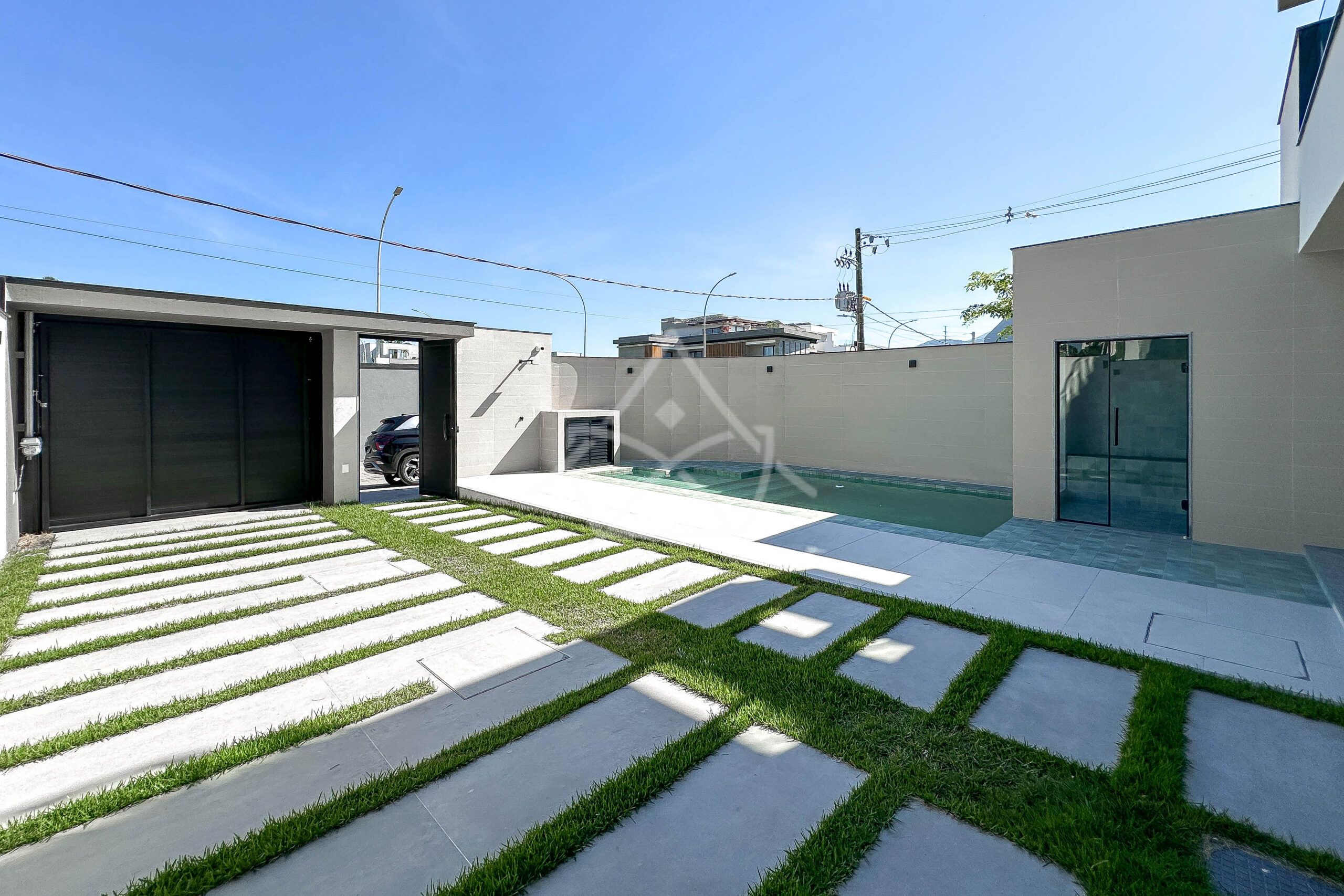 Casa à venda no condomínio Sagrada Família, no Recreio dos Bandeirantes - Royal 4 House