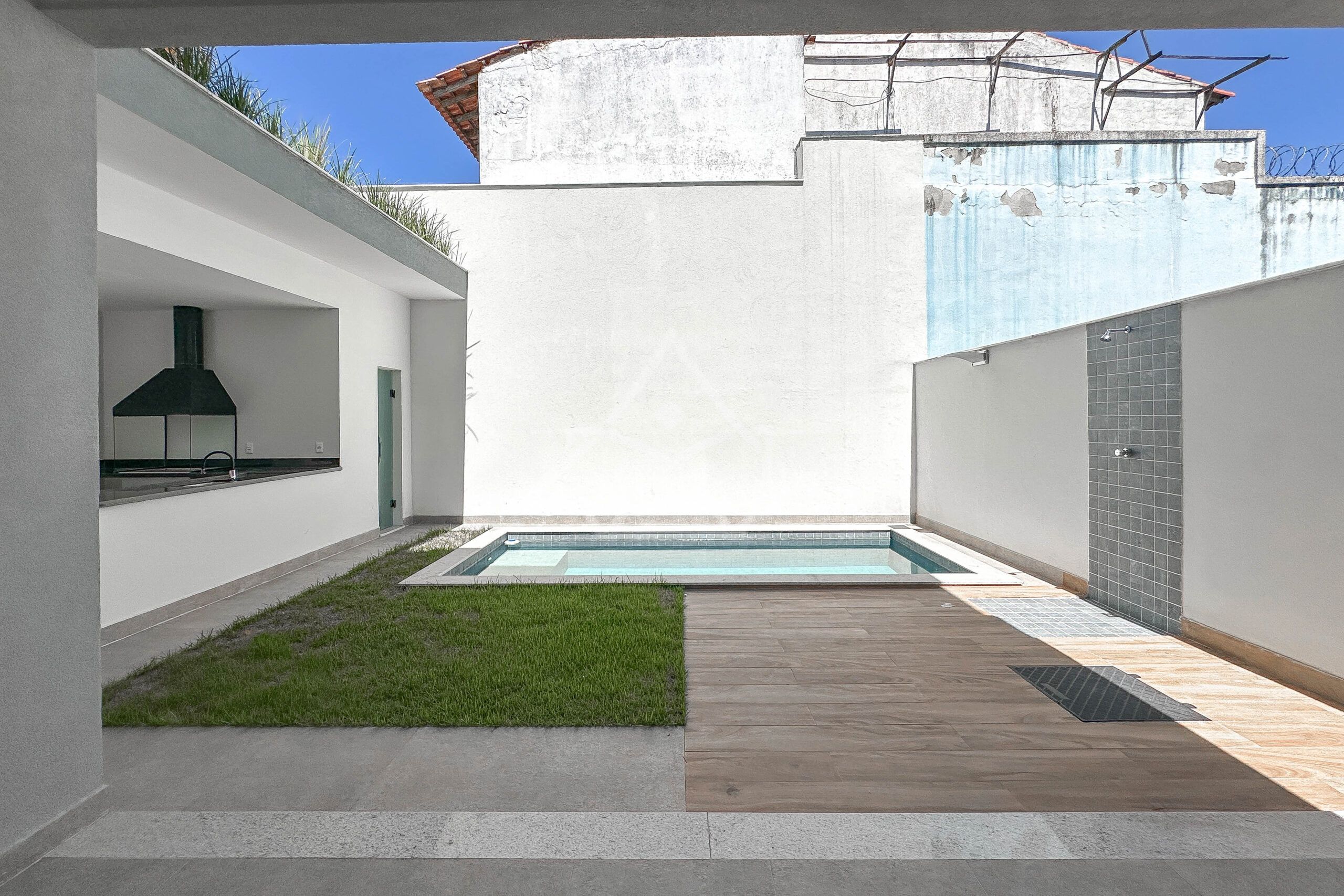 Casa à venda no condomínio Jardins de Maria, no Recreio dos Bandeirantes - Royal 4 House