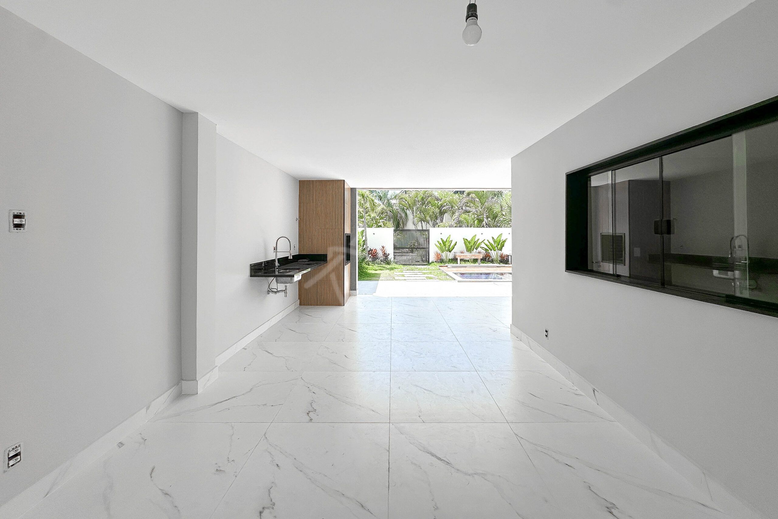 Casa à venda no condomínio Riviera del Sol, no Recreio dos Bandeirantes - Royal 4 House