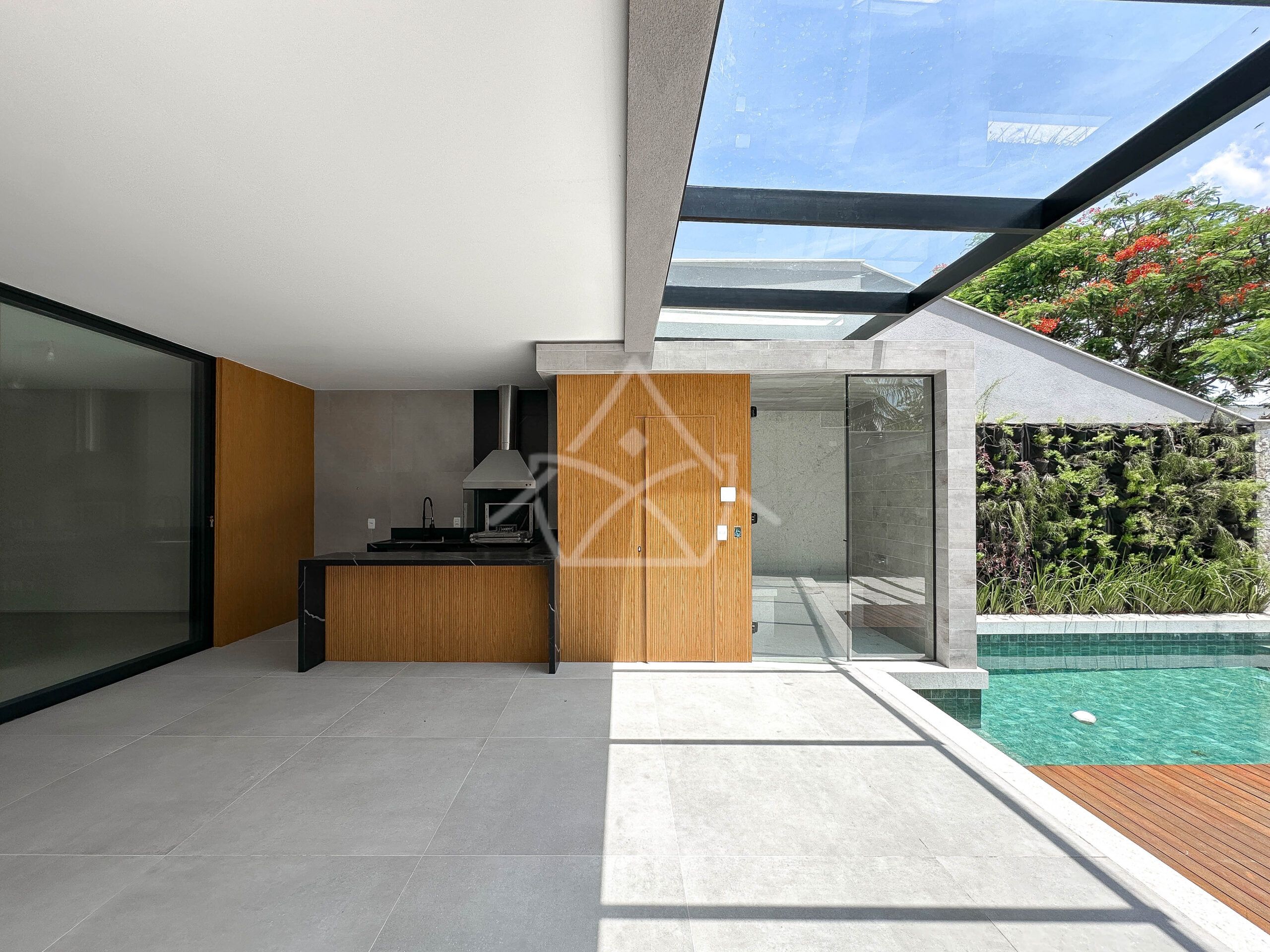Casa à venda no condomínio Rio Mar, na Barra da Tijuca - Royal 4 House