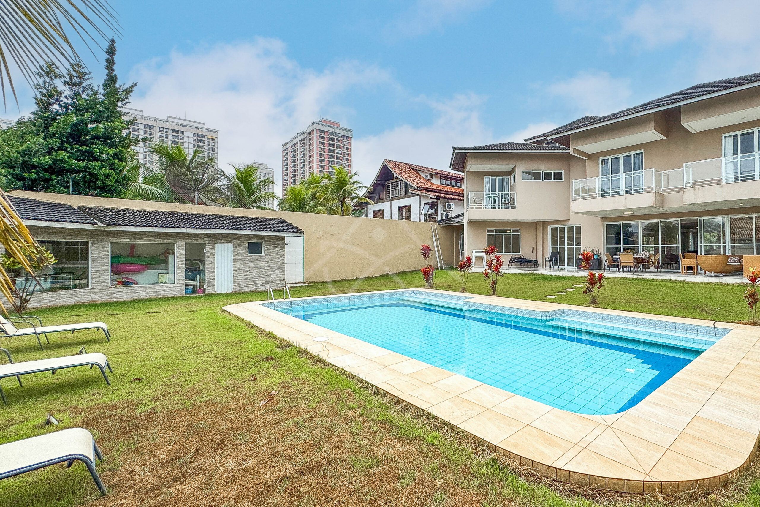 Casa à venda no condomínio Novo Leblon, na Barra da Tijuca - Royal 4 House