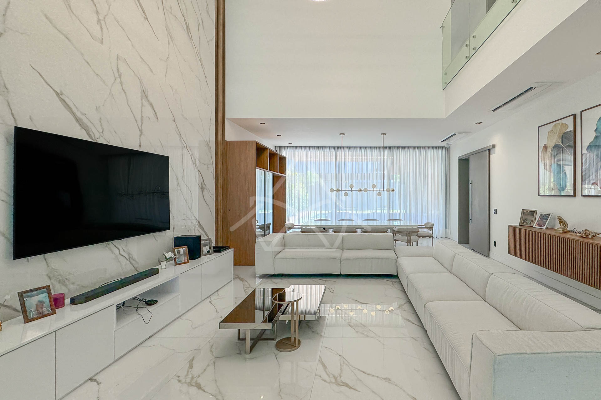 Casa Triplex no Alphaville à Venda na Barra da Tijuca