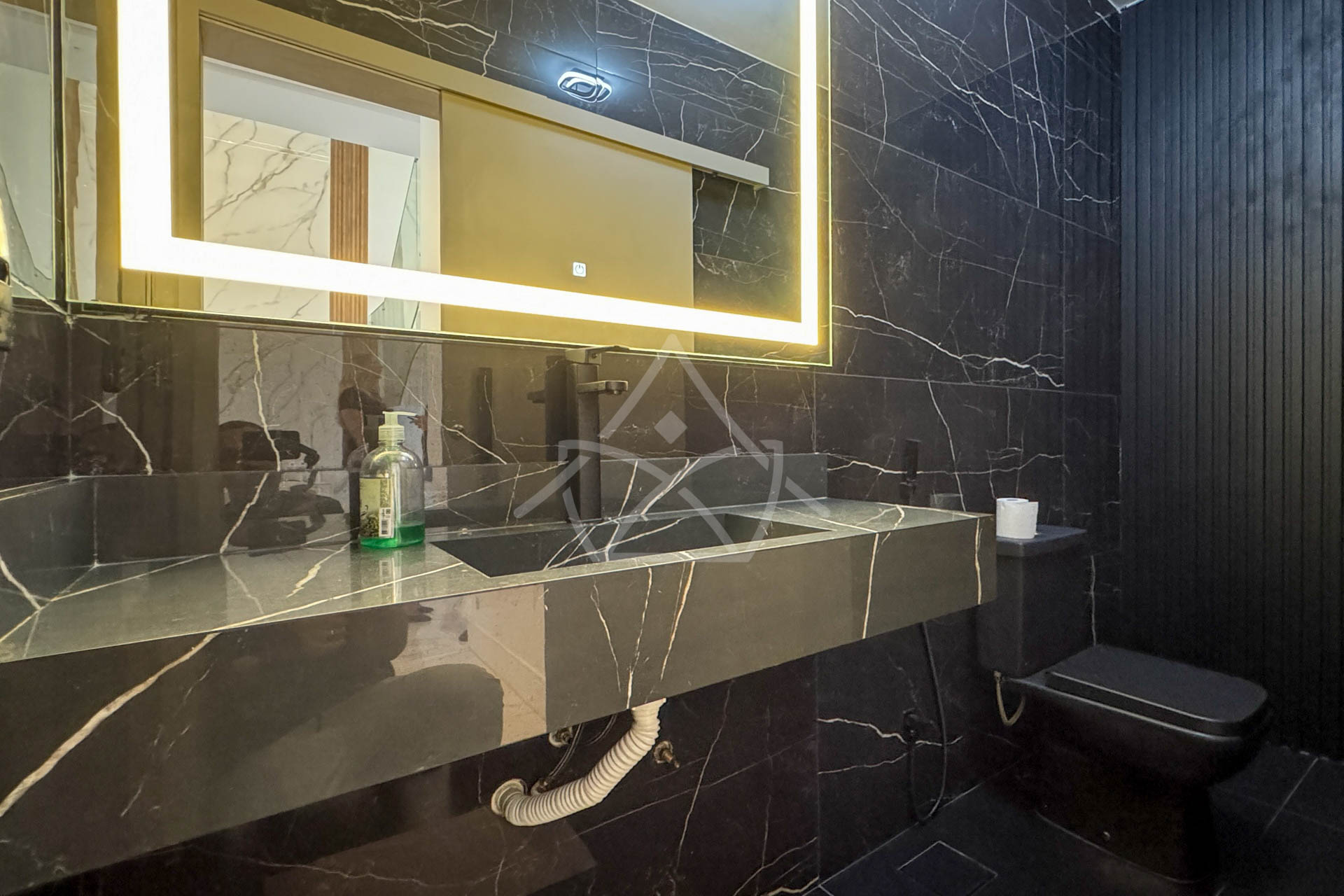 Casa Triplex no Alphaville à Venda na Barra da Tijuca