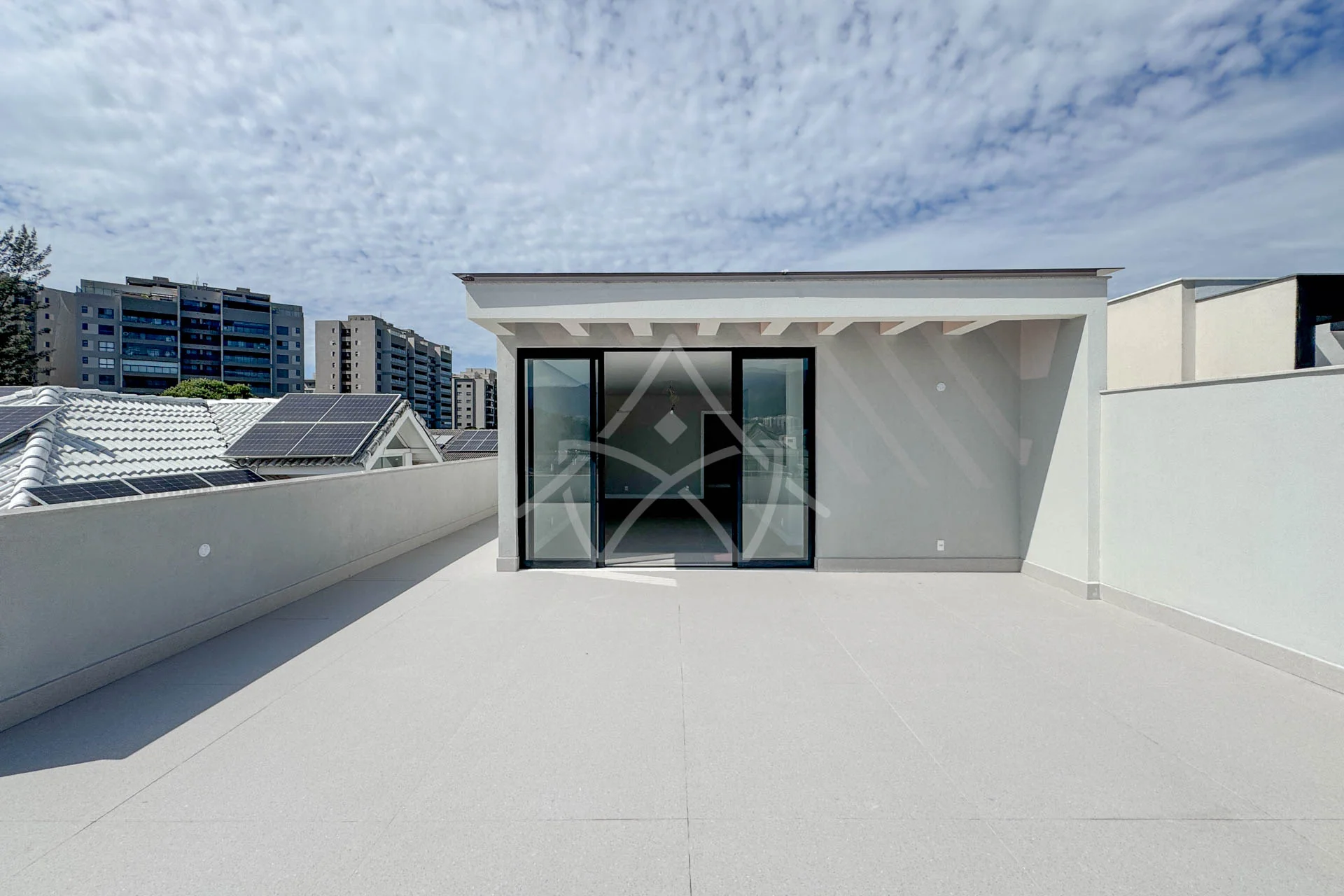 Casa Triplex no Rio Mar à Venda