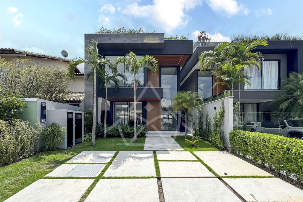 Casa no Interlagos de Itaúna à Venda