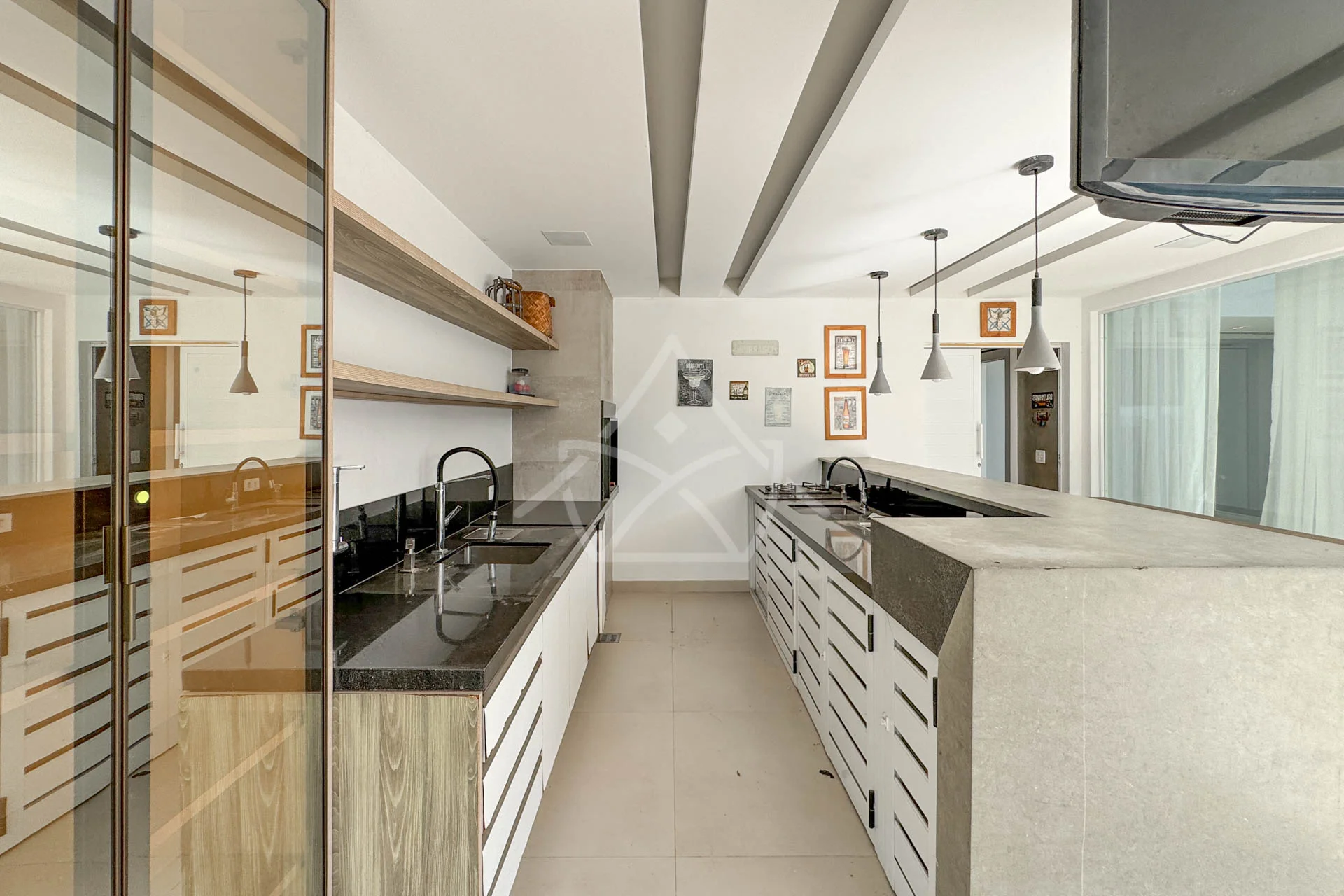 Casa Colonial à Venda com 3 Suítes