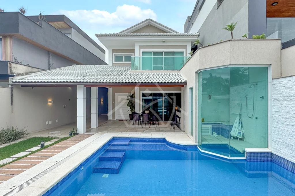 Casa com Sótão no Recreio dos Bandeirantes