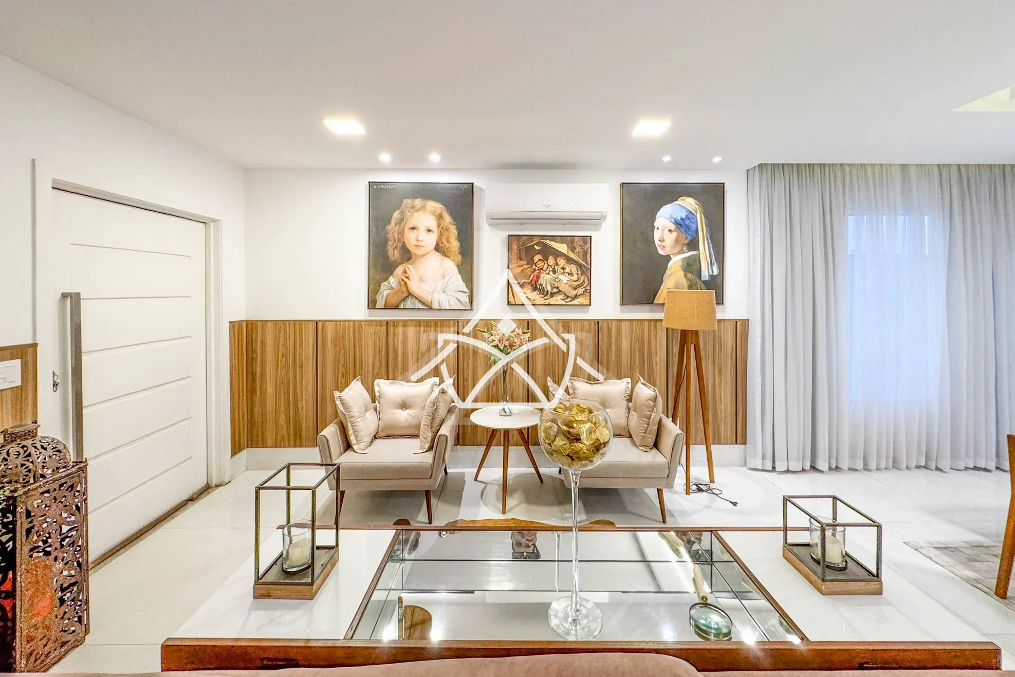 Casa com Sótão à Venda