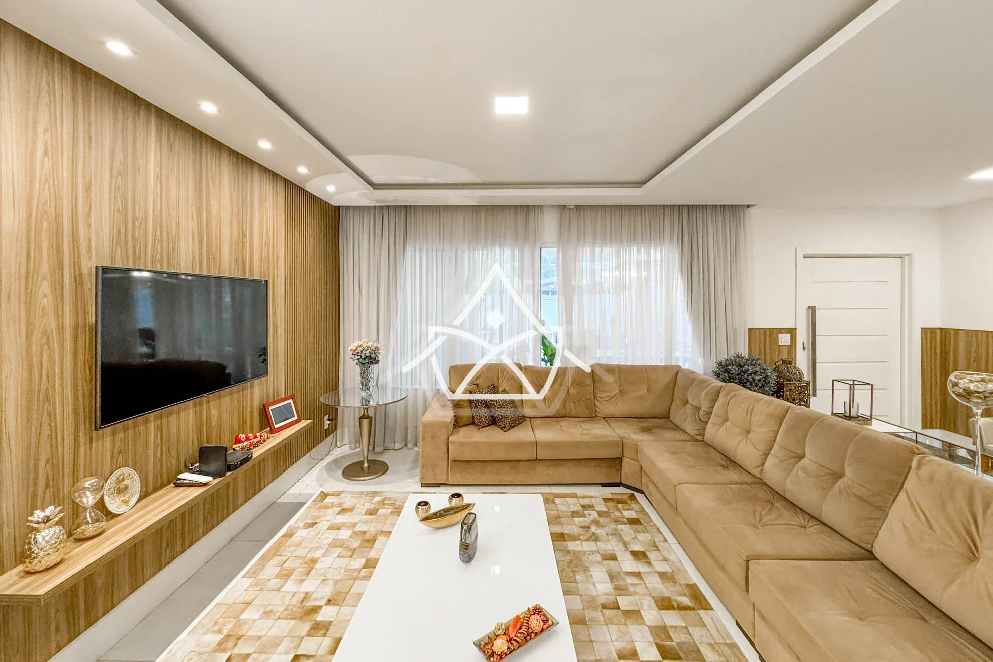 Casa com Sótão à Venda