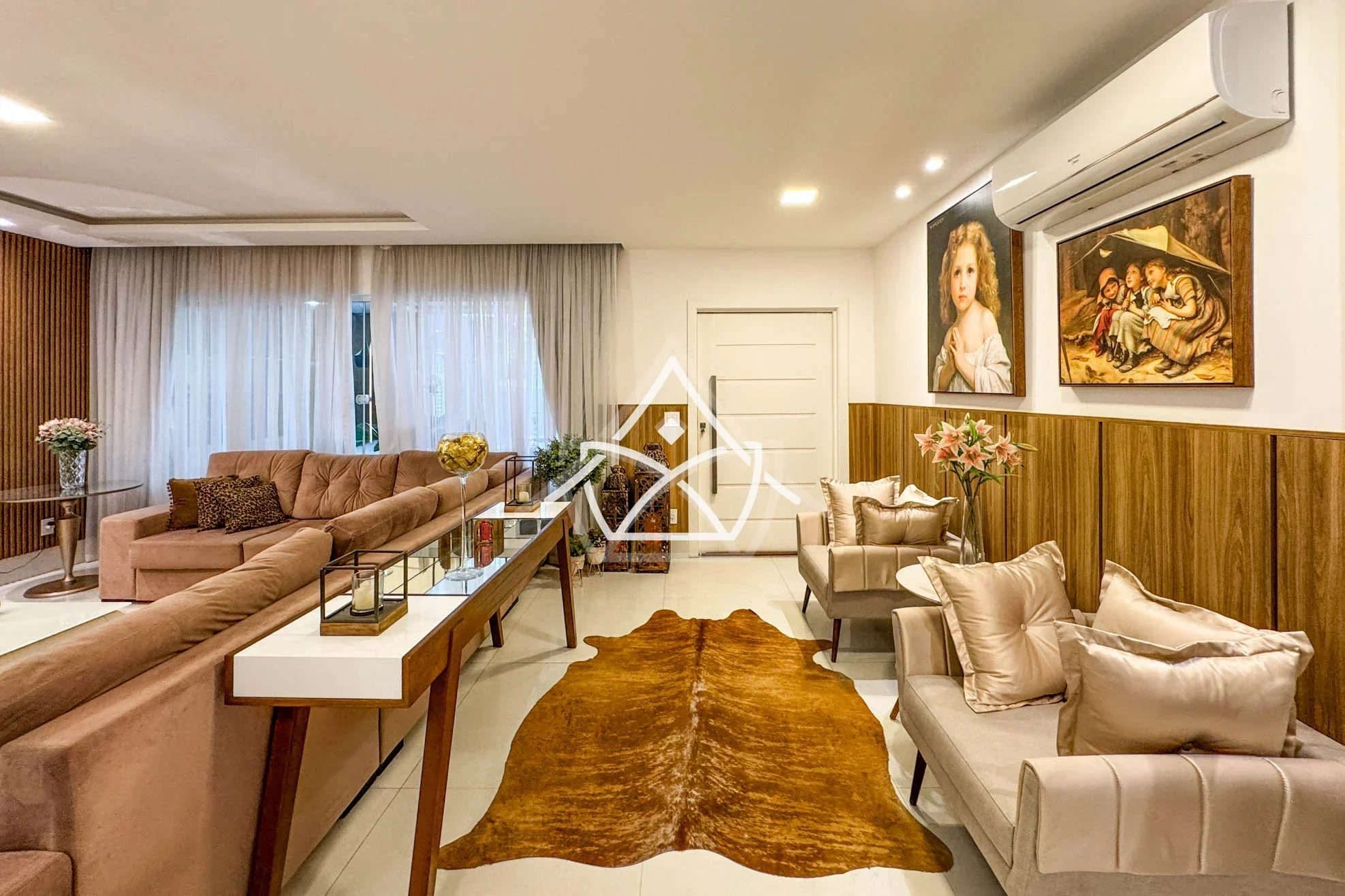 Casa com Sótão à Venda