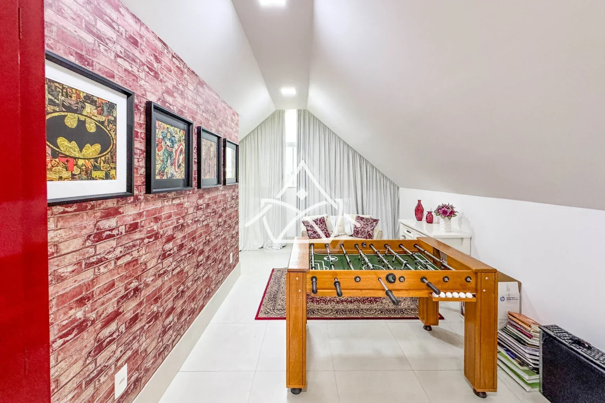 Casa com Sótão à Venda