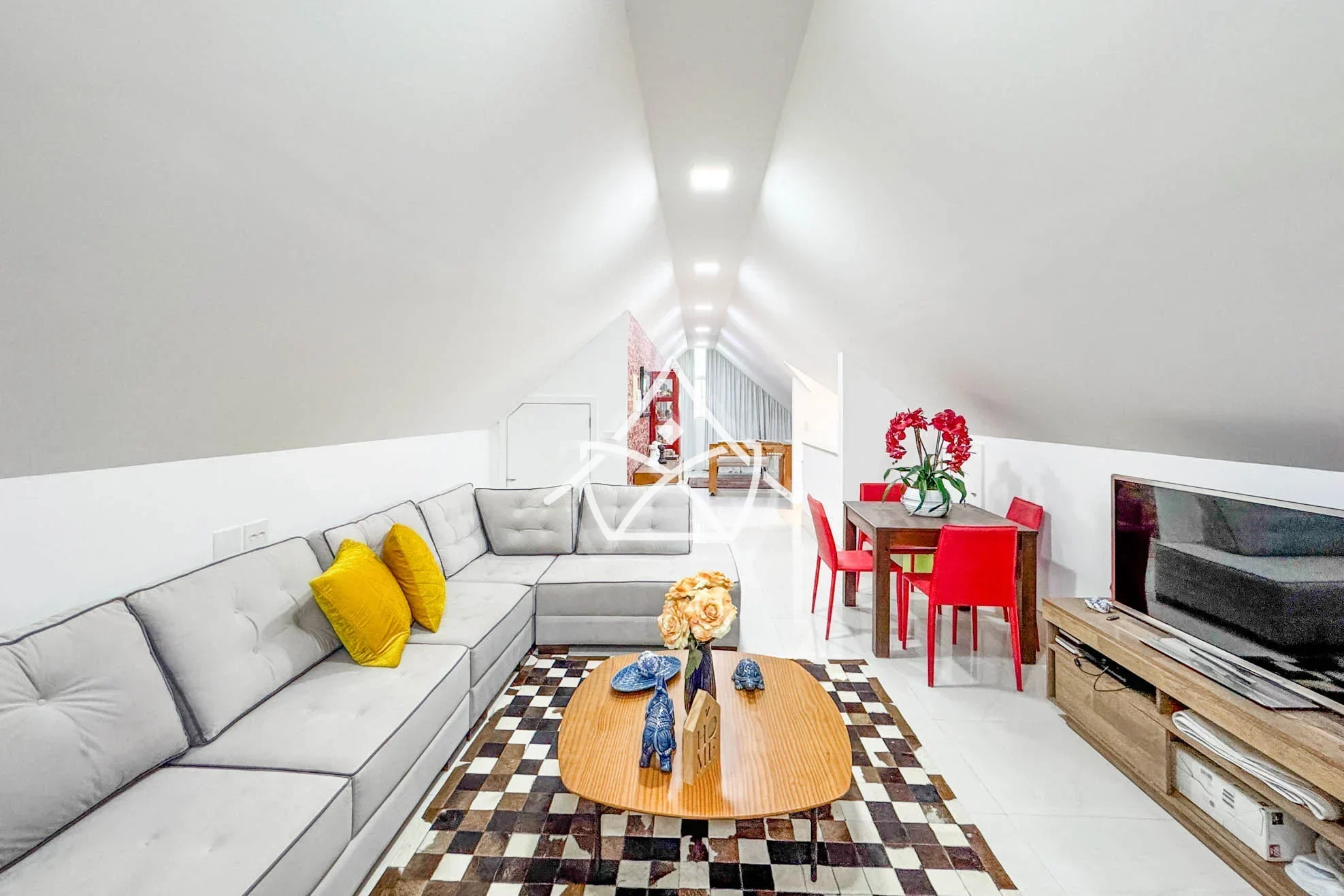 Casa com Sótão à Venda