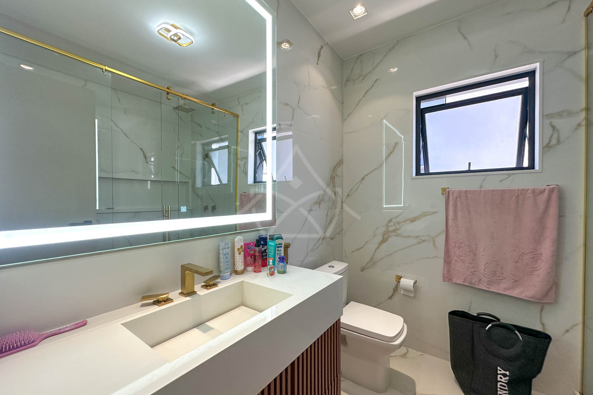 Casa Triplex no Alphaville à Venda na Barra da Tijuca