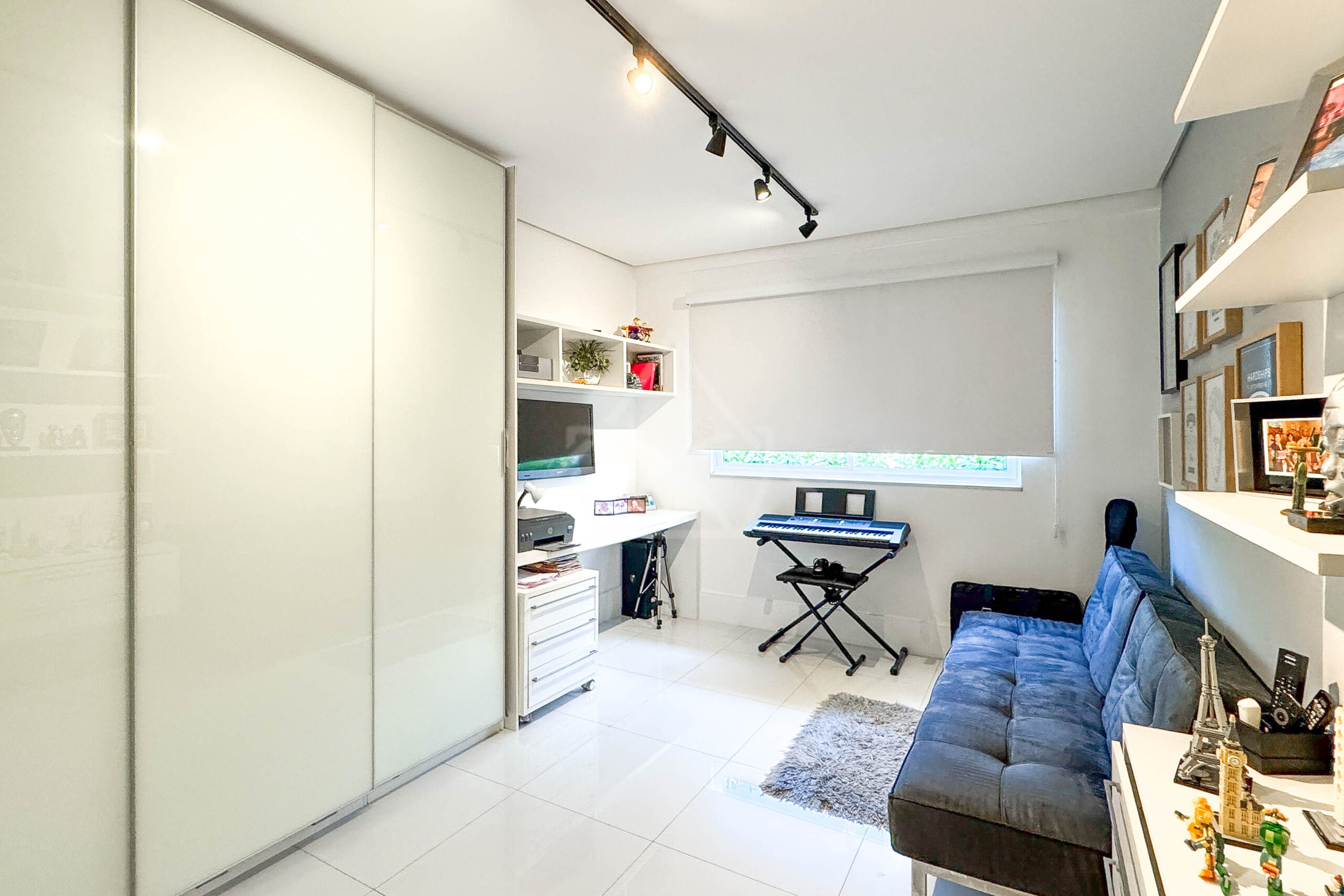Casa á Venda no Green Place, no Recreio dos Bandeirantes. Entre em contato conosco e agende a sua visita com um consultor.