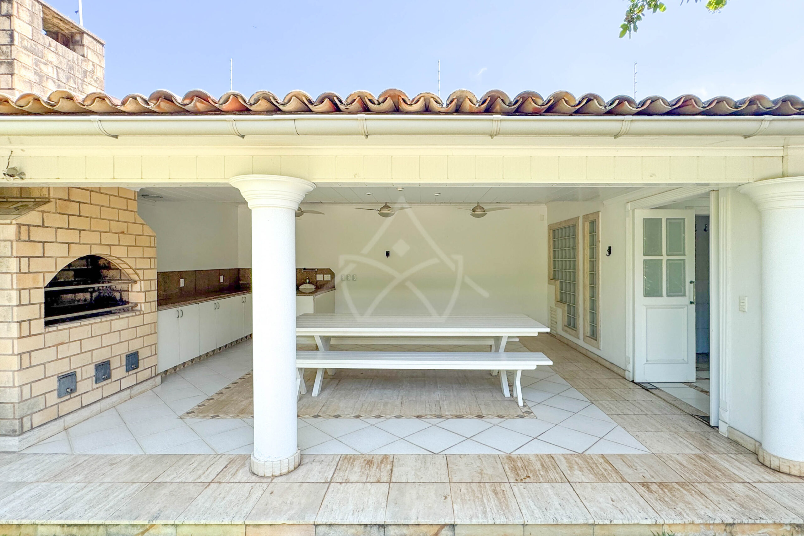 Casa Duplex à Venda no Lafayette, na Barra da Tijuca - RH1485