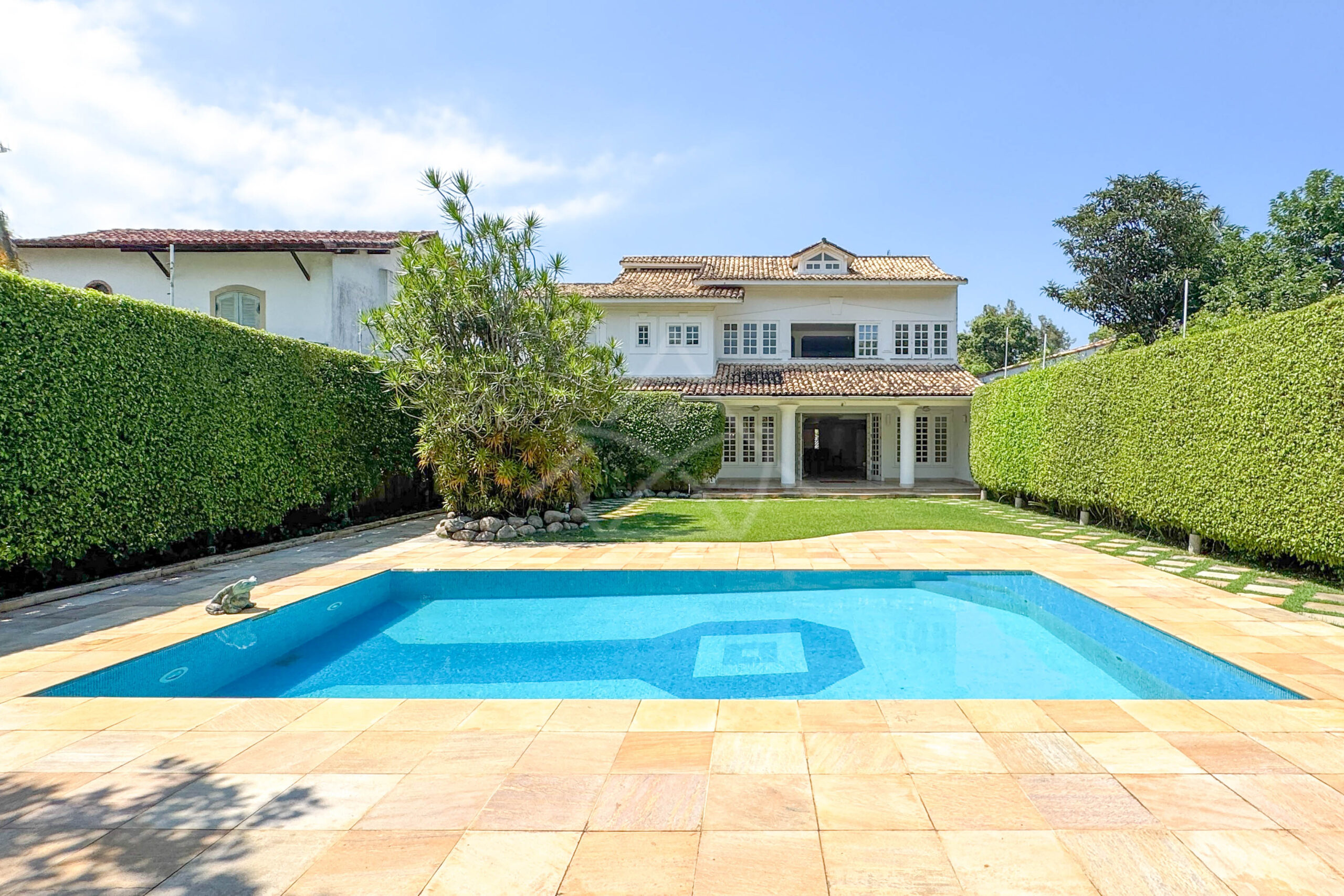 Casa Duplex à Venda no Lafayette, na Barra da Tijuca - RH1485