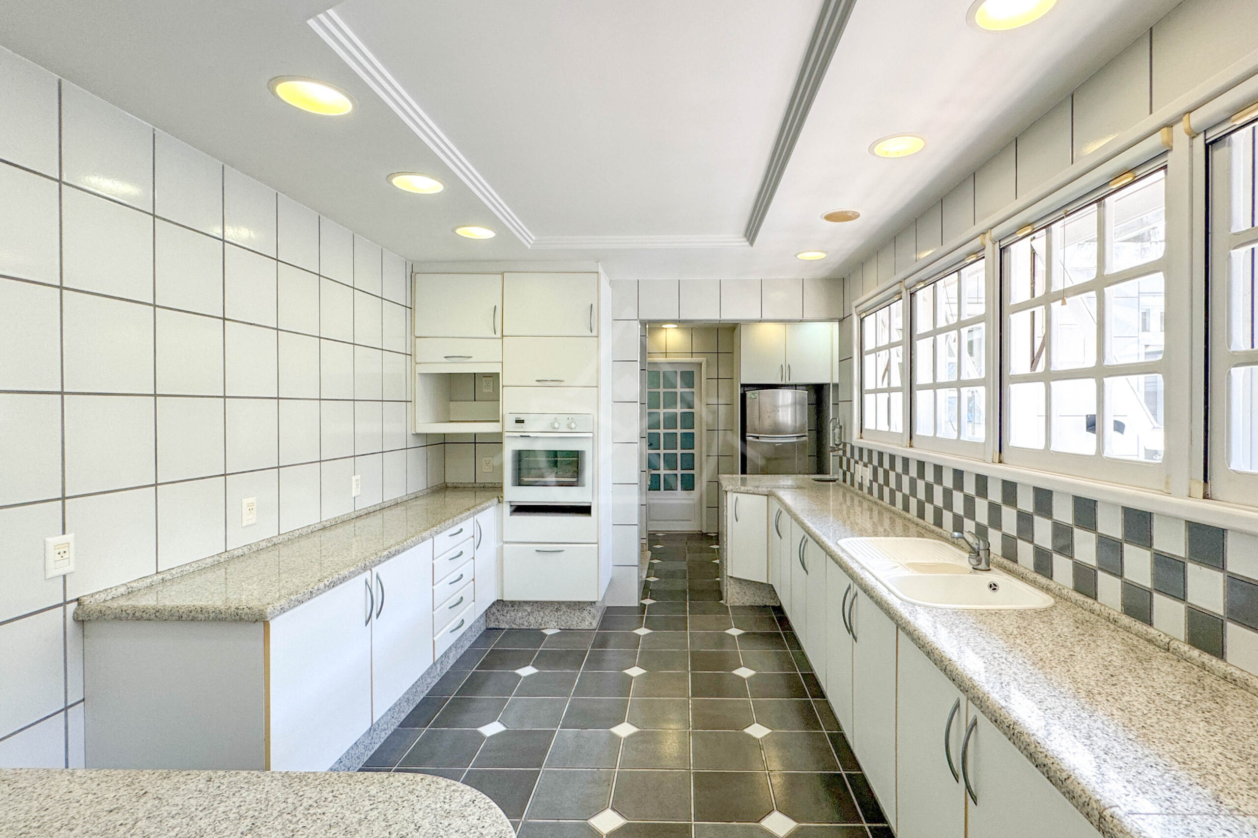 Casa Duplex à Venda no Lafayette, na Barra da Tijuca - RH1485