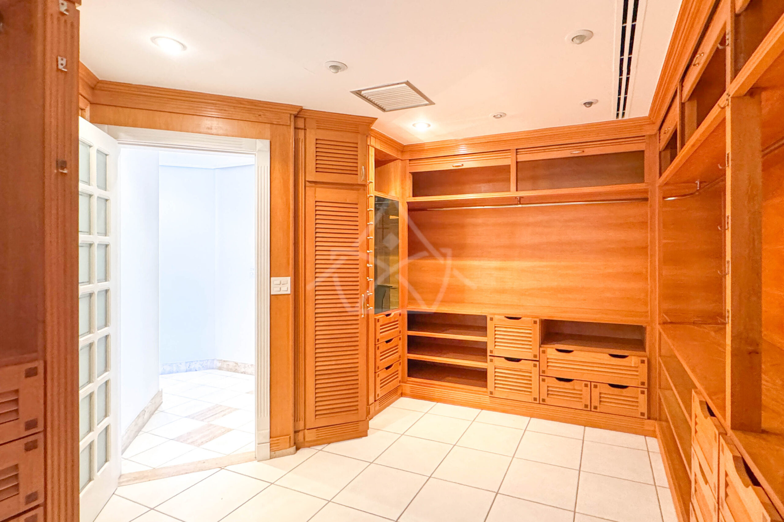Casa Duplex à Venda no Lafayette, na Barra da Tijuca - RH1485