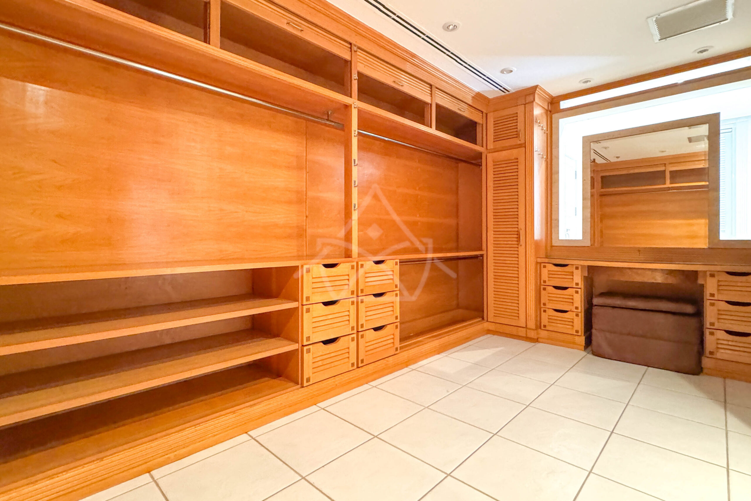 Casa Duplex à Venda no Lafayette, na Barra da Tijuca - RH1485