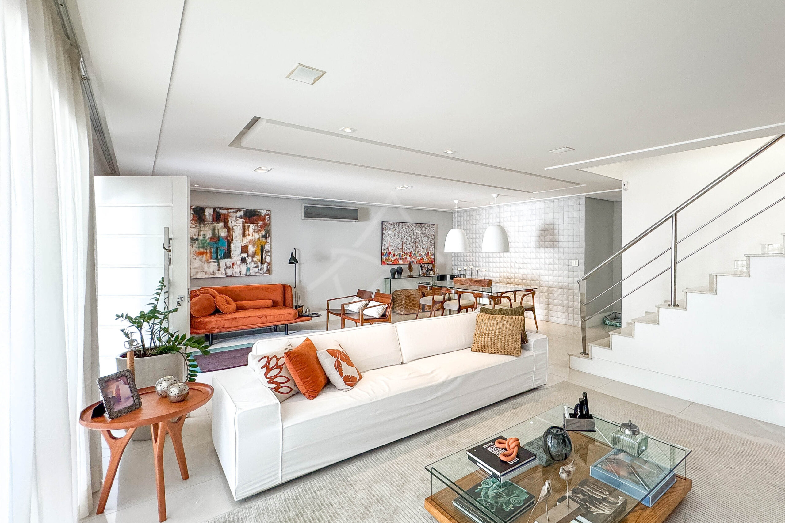 Casa á Venda no Green Place, no Recreio dos Bandeirantes. Entre em contato conosco e agende a sua visita com um consultor.