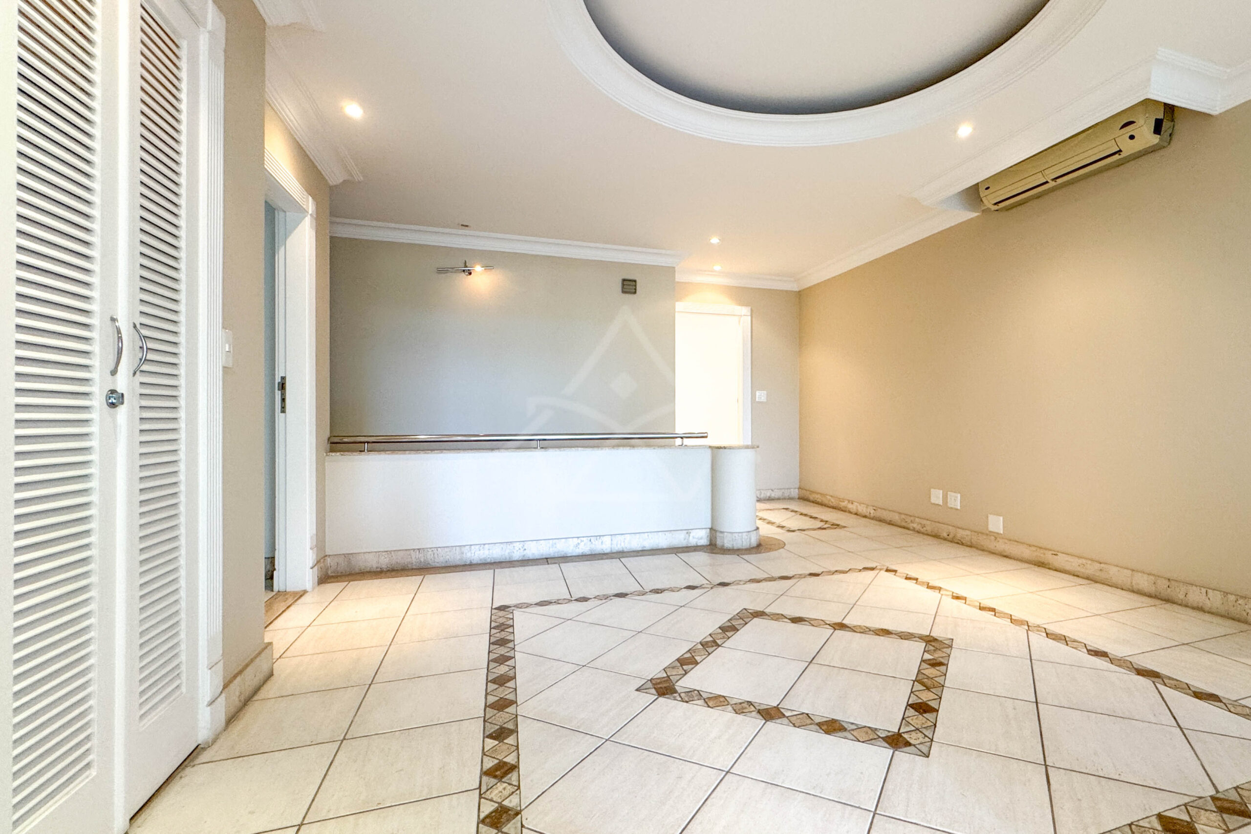 Casa Duplex à Venda no Lafayette, na Barra da Tijuca - RH1485