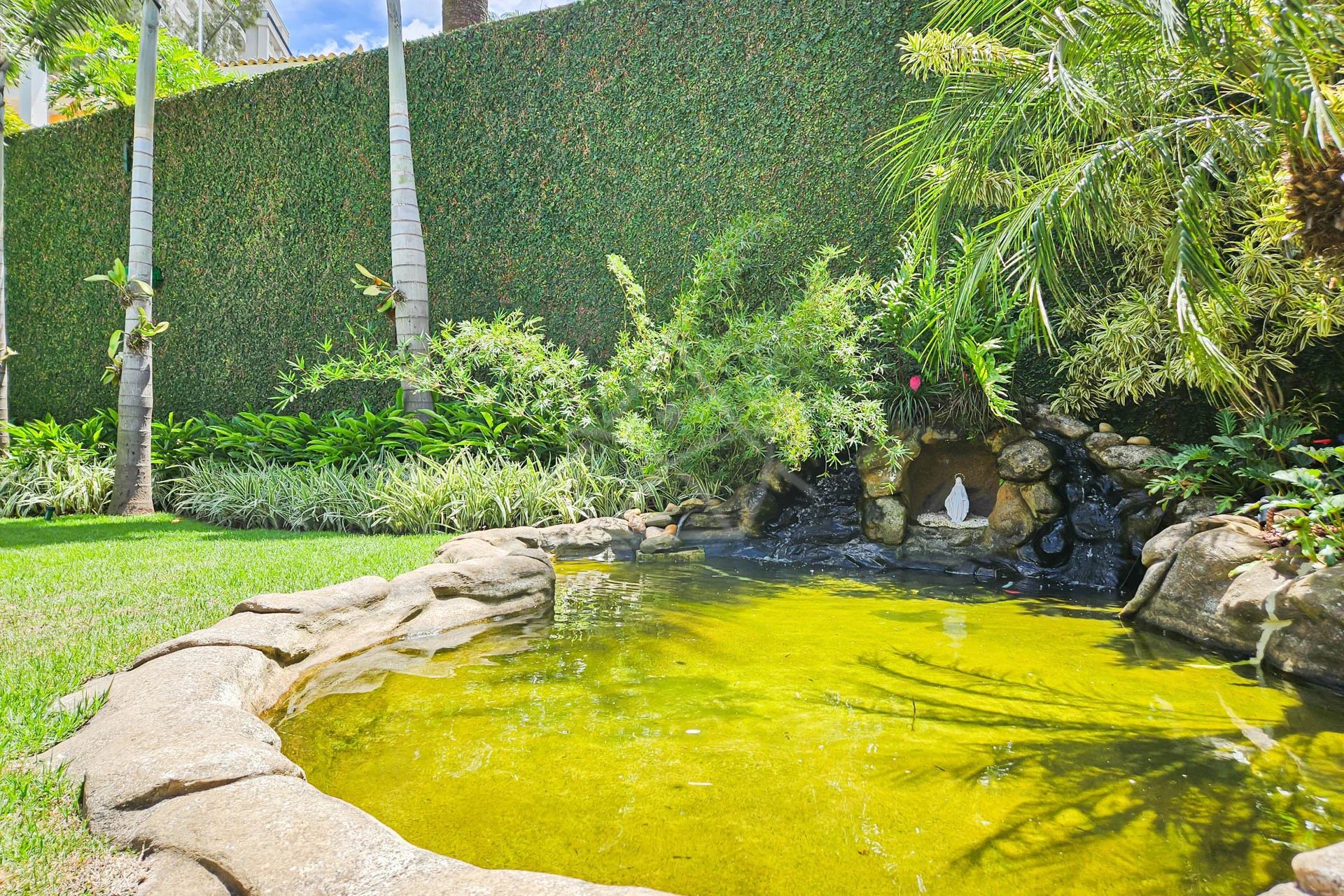 Casa no Malibu À Venda