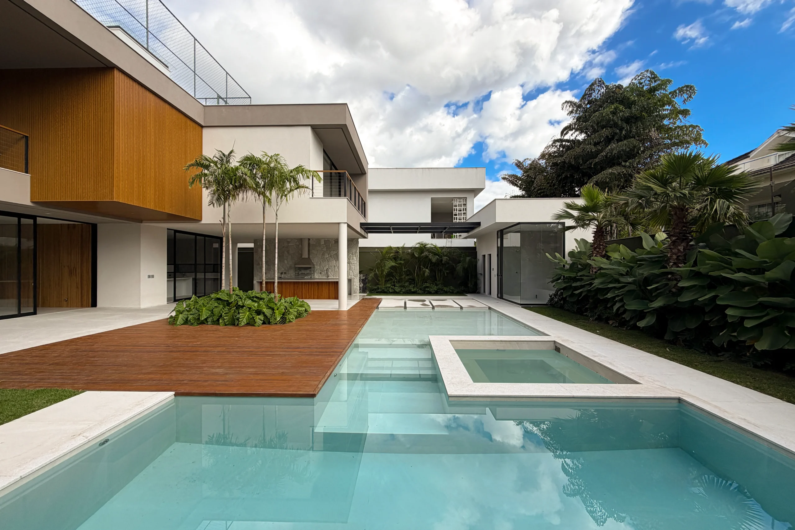 Casa Triplex com Elevador