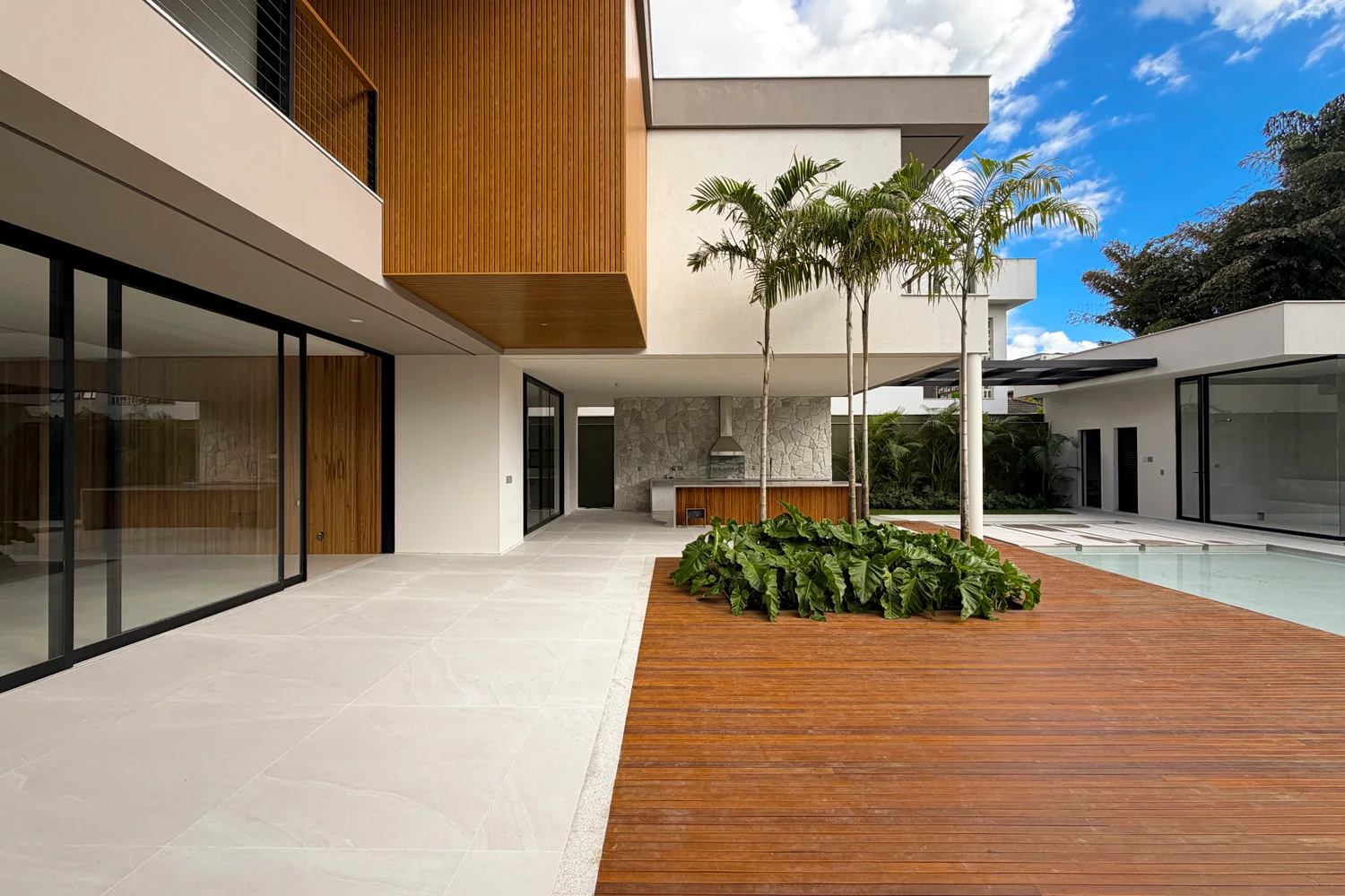 Casa Triplex com Elevador