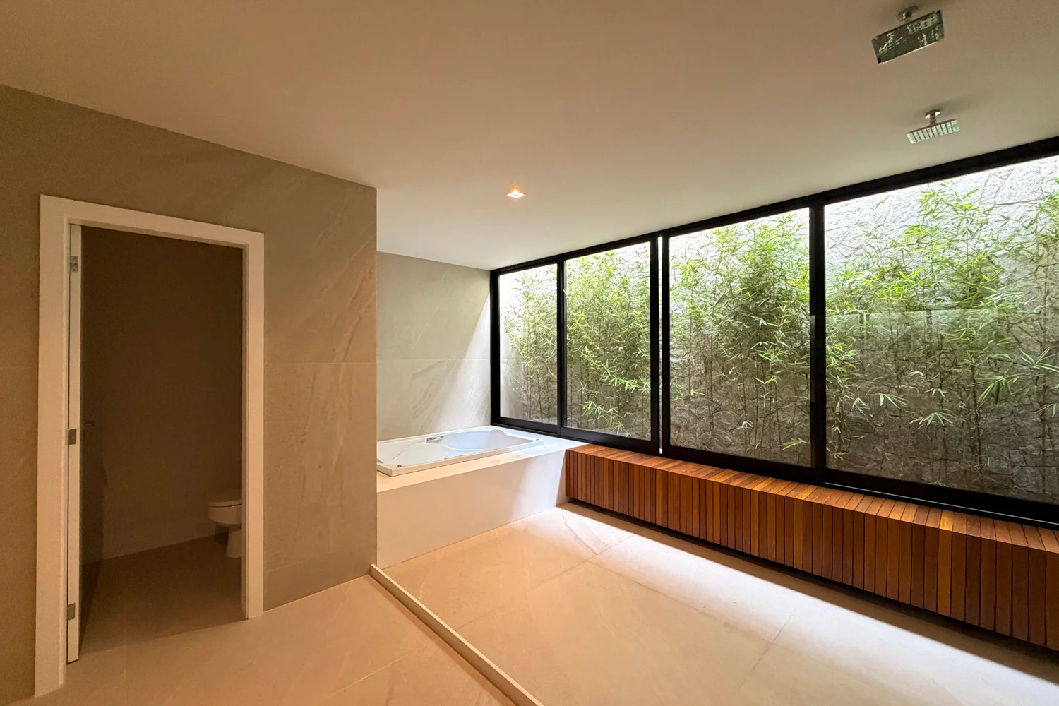 Casa Triplex com Elevador