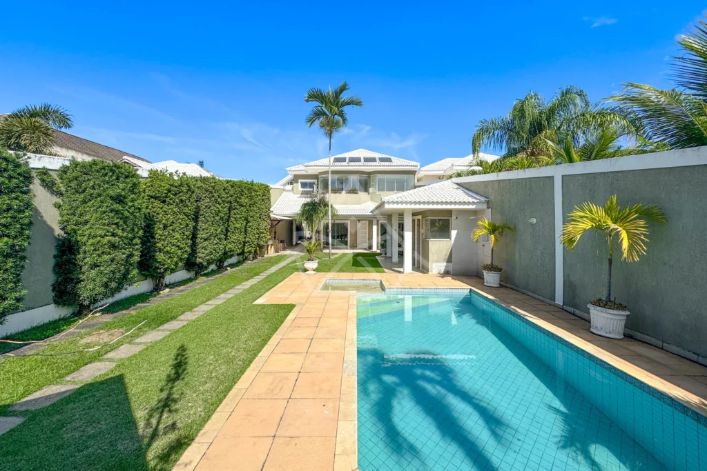 Casa com 4 Quartos