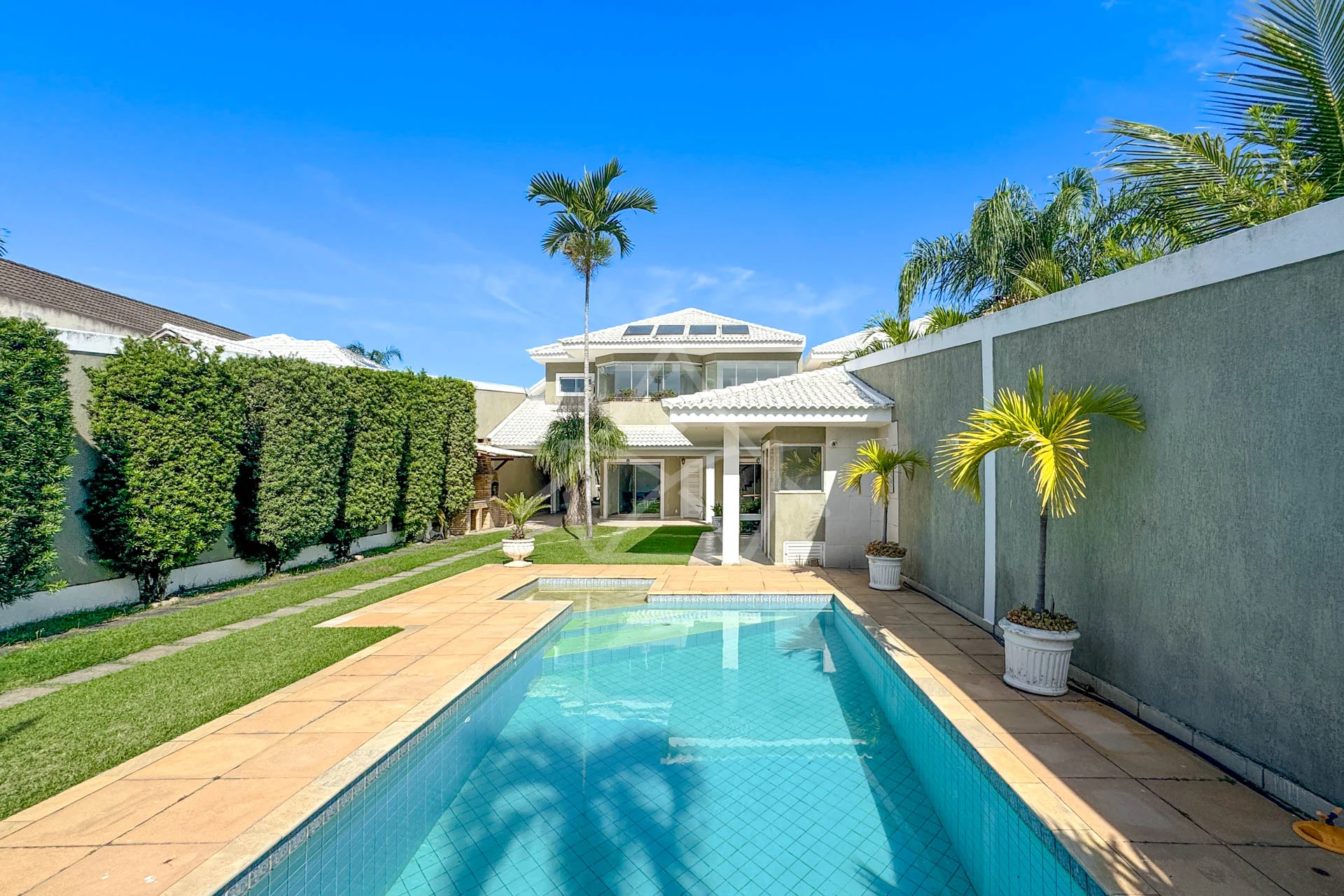Casa com 4 Quartos